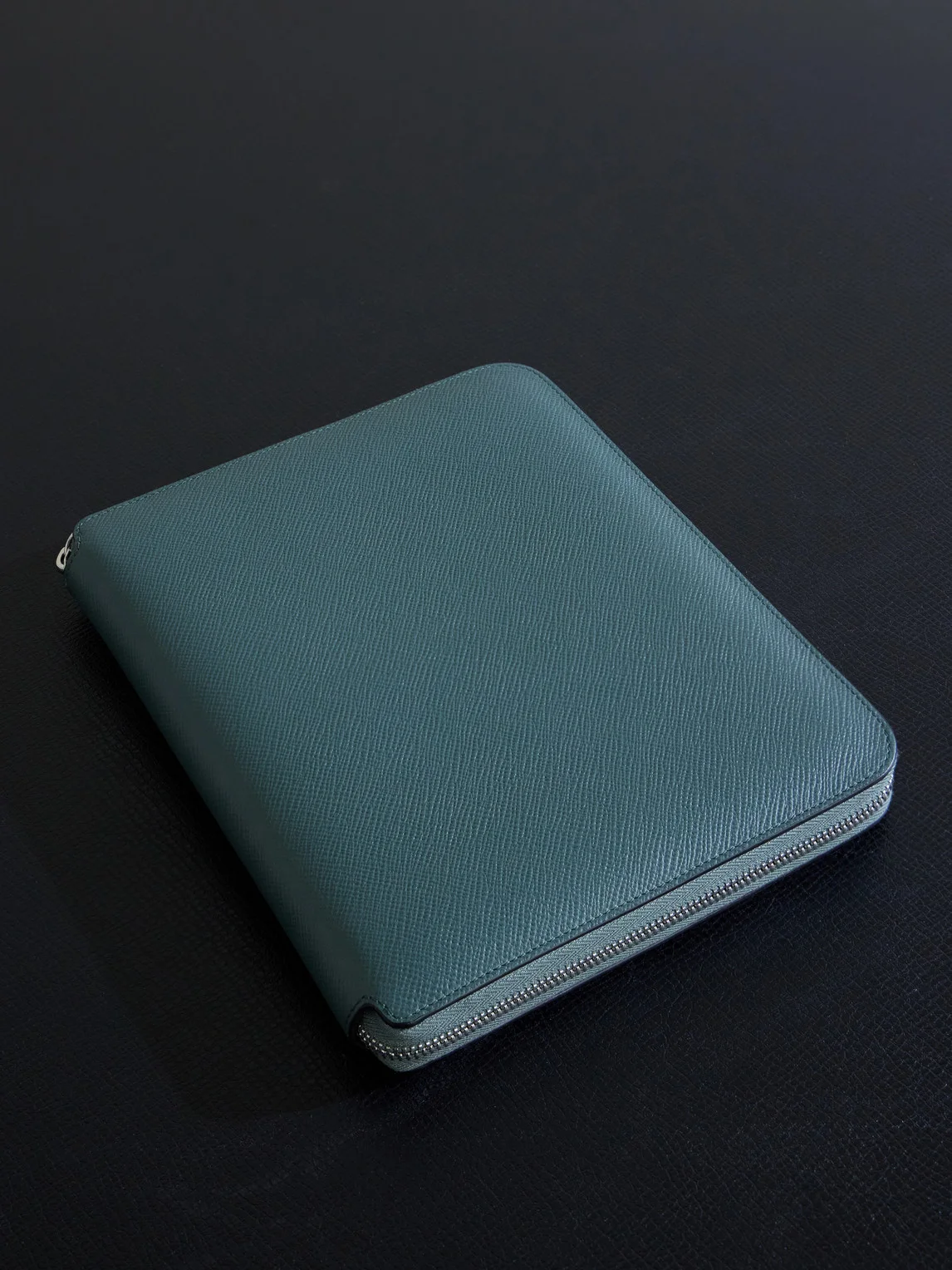 A5 Cross-Grain Leather Zip Wallet - 1