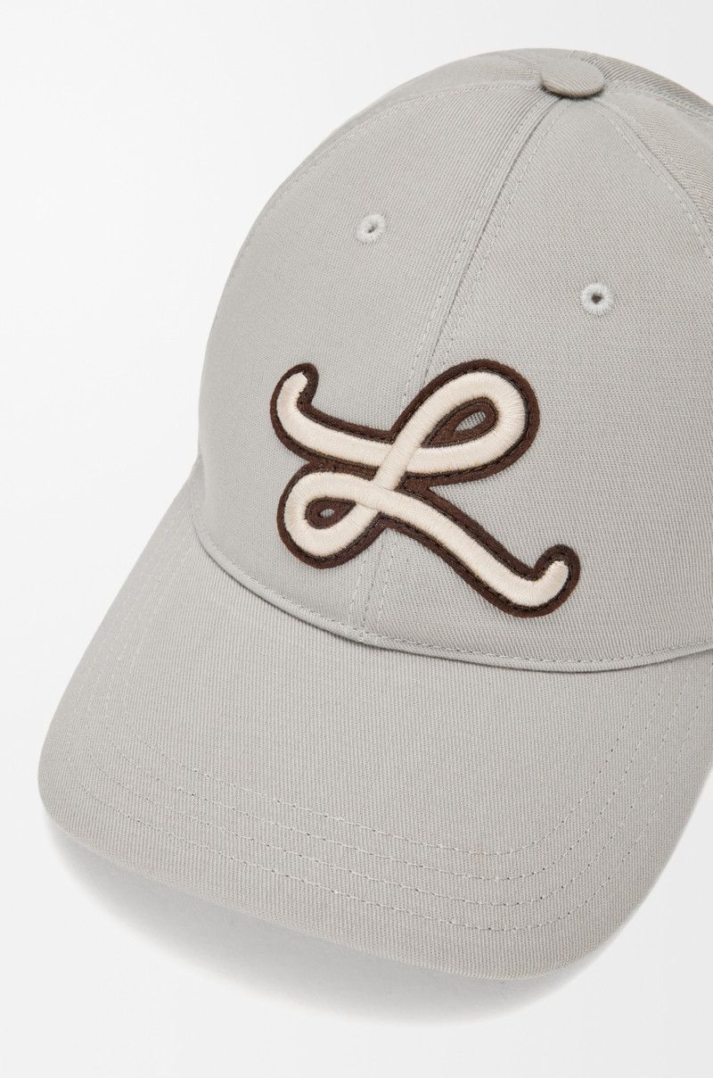 L patch cap in cotton 6