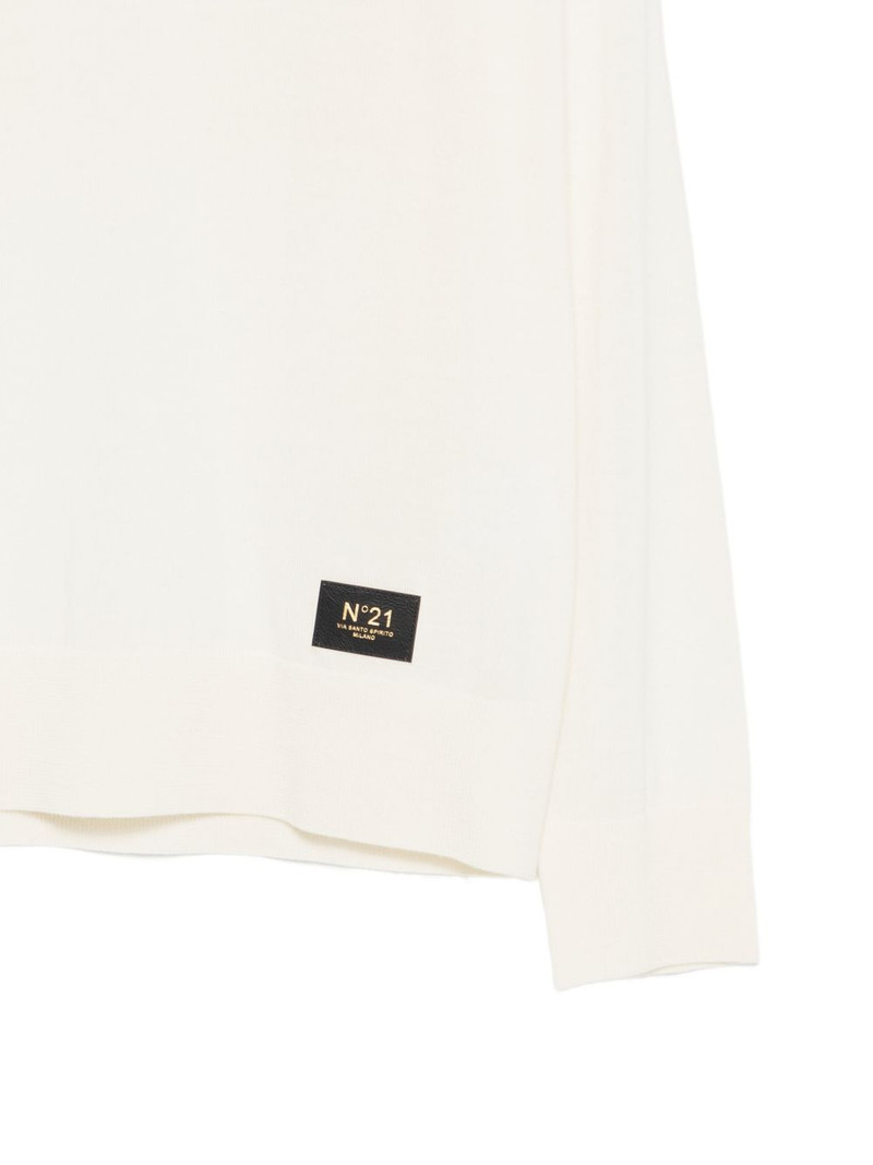 V-neck sweater 3
