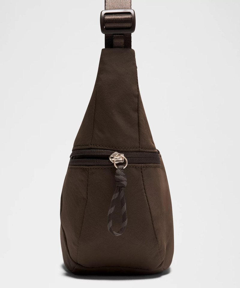 Small Slouchy Sling Bag 3L 4