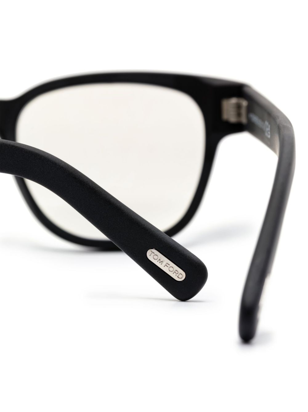 round-frame glasses - 3