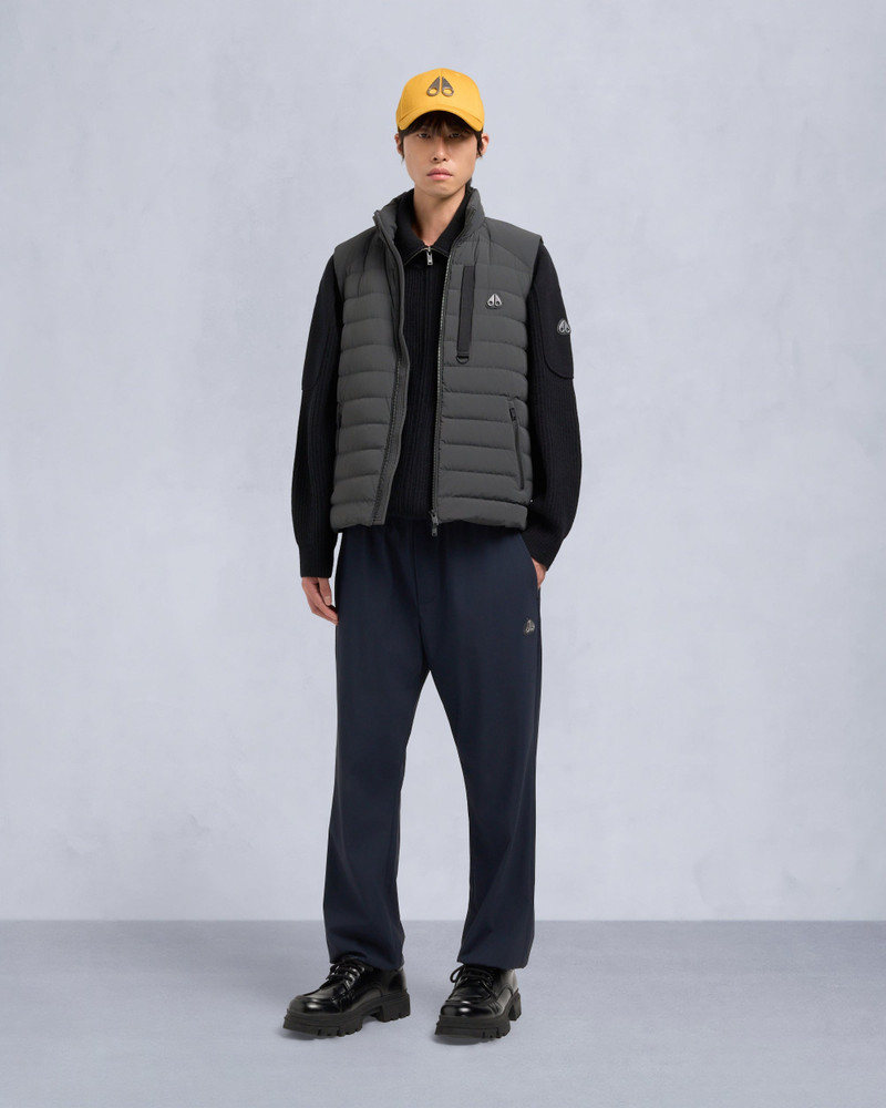 MOOSE KNUCKLES ATRIUM VEST outlook