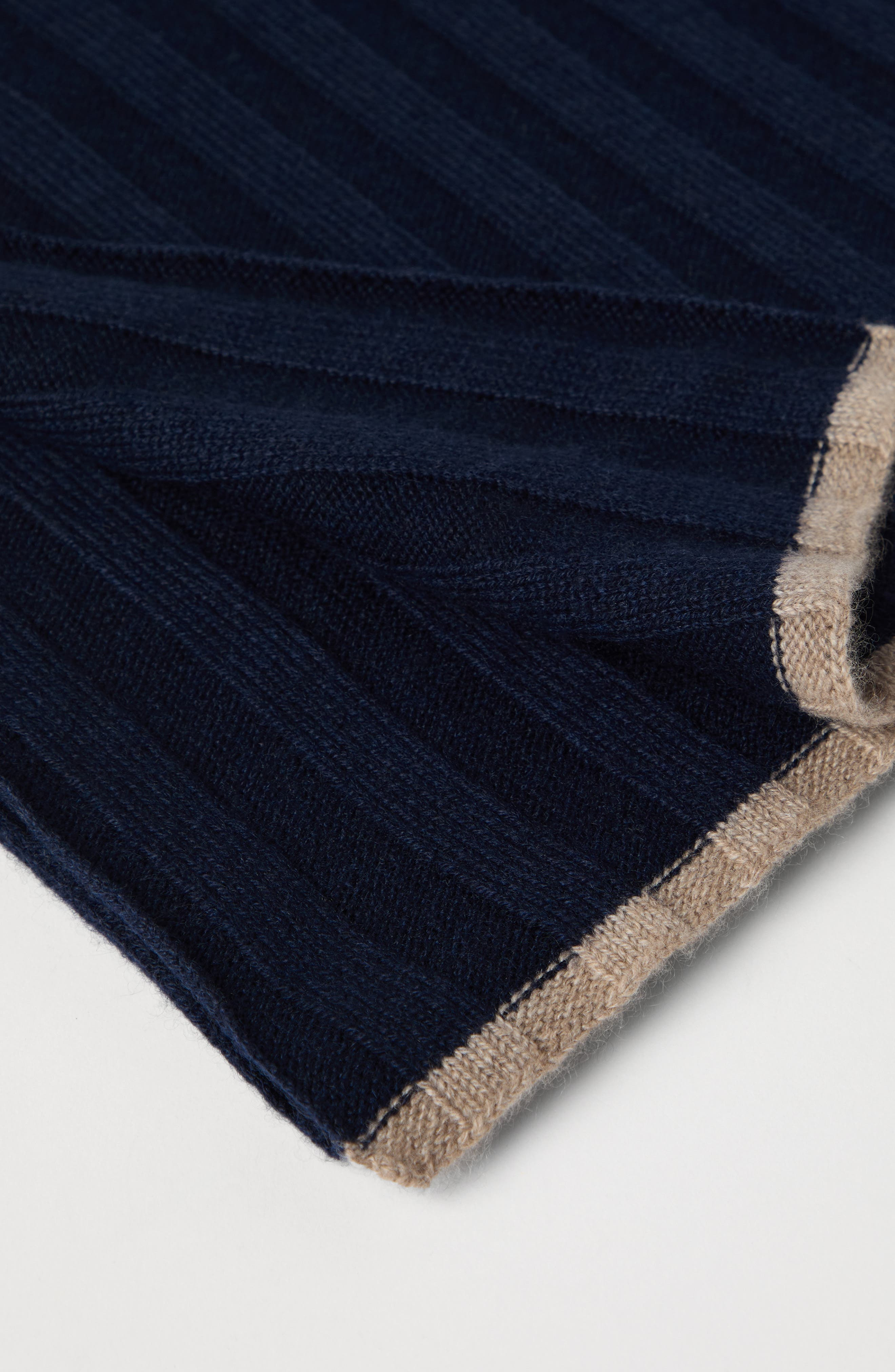 Brunello Cucinelli Cashmere scarf in Navy Blue at Nordstrom - 4