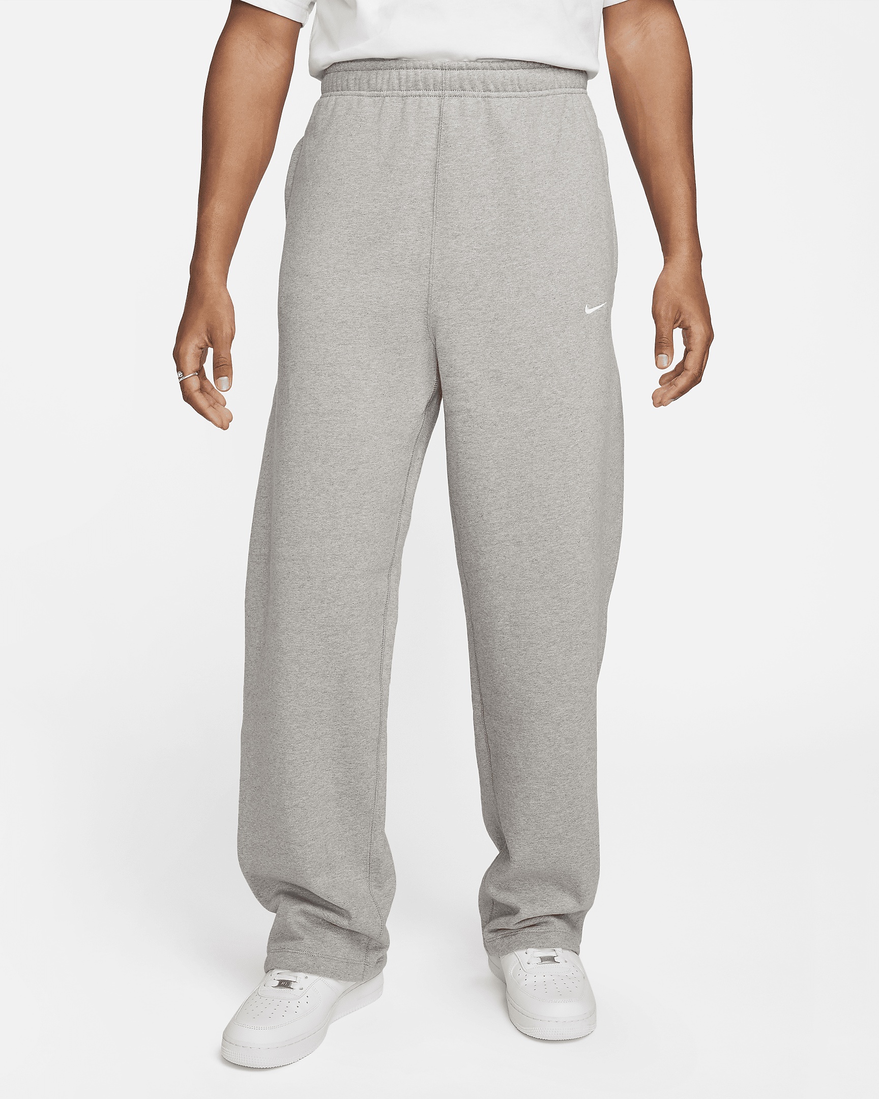 Nike Solo Swoosh Men's Open-Hem Fleece Pants - 1