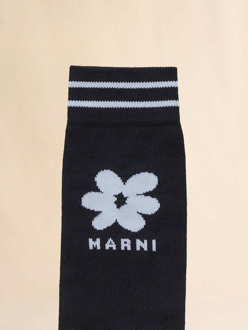 BLACK COTTON SOCKS WITH LIGHT BLUE JACQUARD FLOWER DETAIL - 3