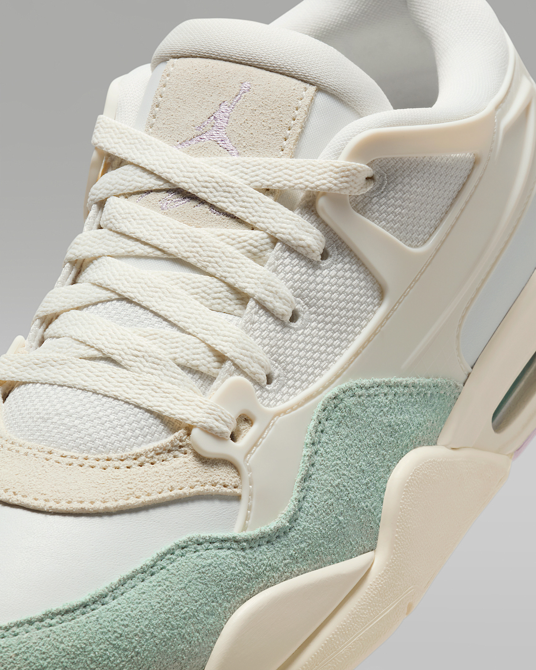 Air Jordan 4 RM Women's Shoes - 7