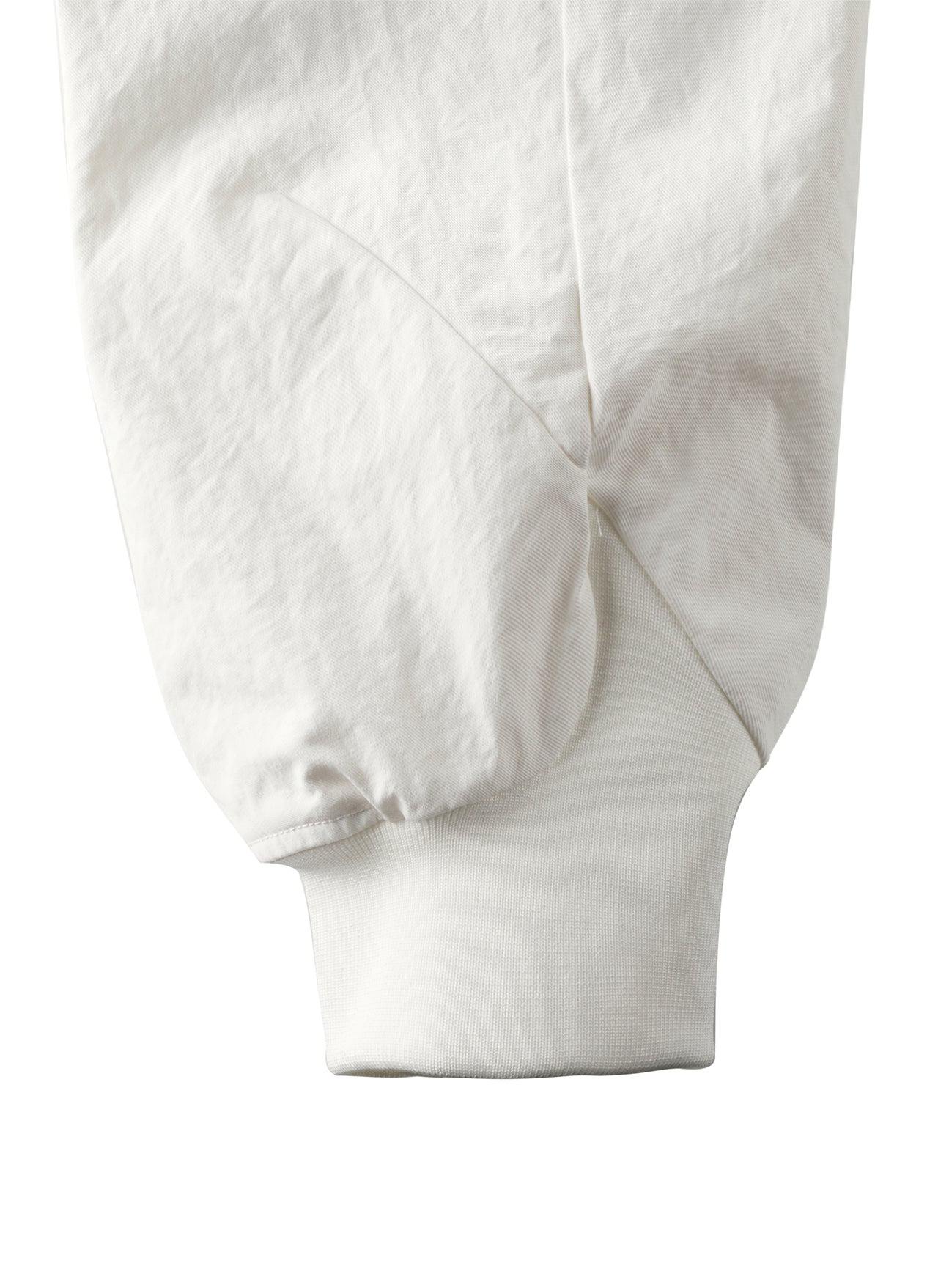 8.0 BOMBER CENTER (WHITE) - 7