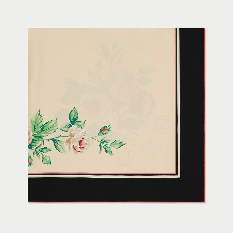 GUCCI Gucci HA HA HA flower print silk scarf outlook