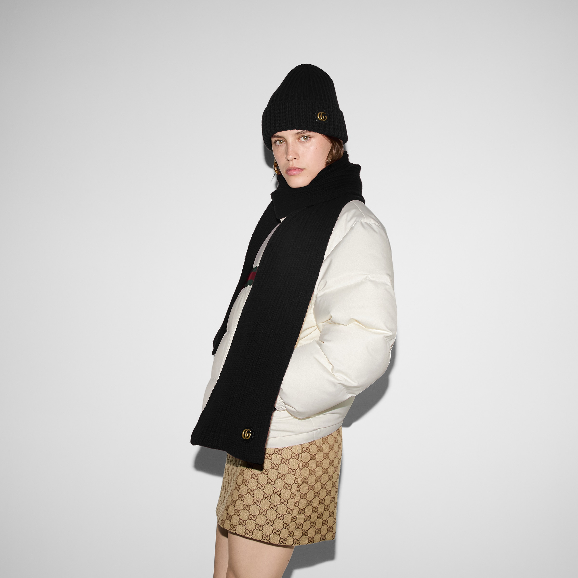 Wool cashmere scarf with patch - 3