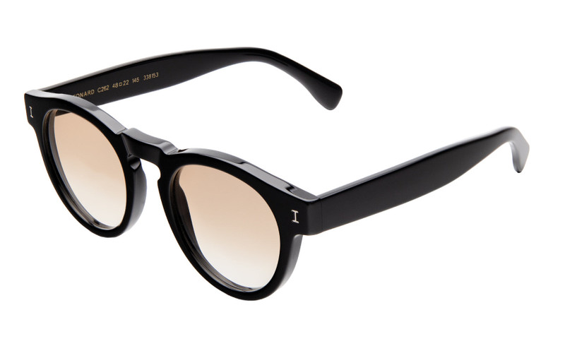 illesteva Leonard Sunglasses outlook