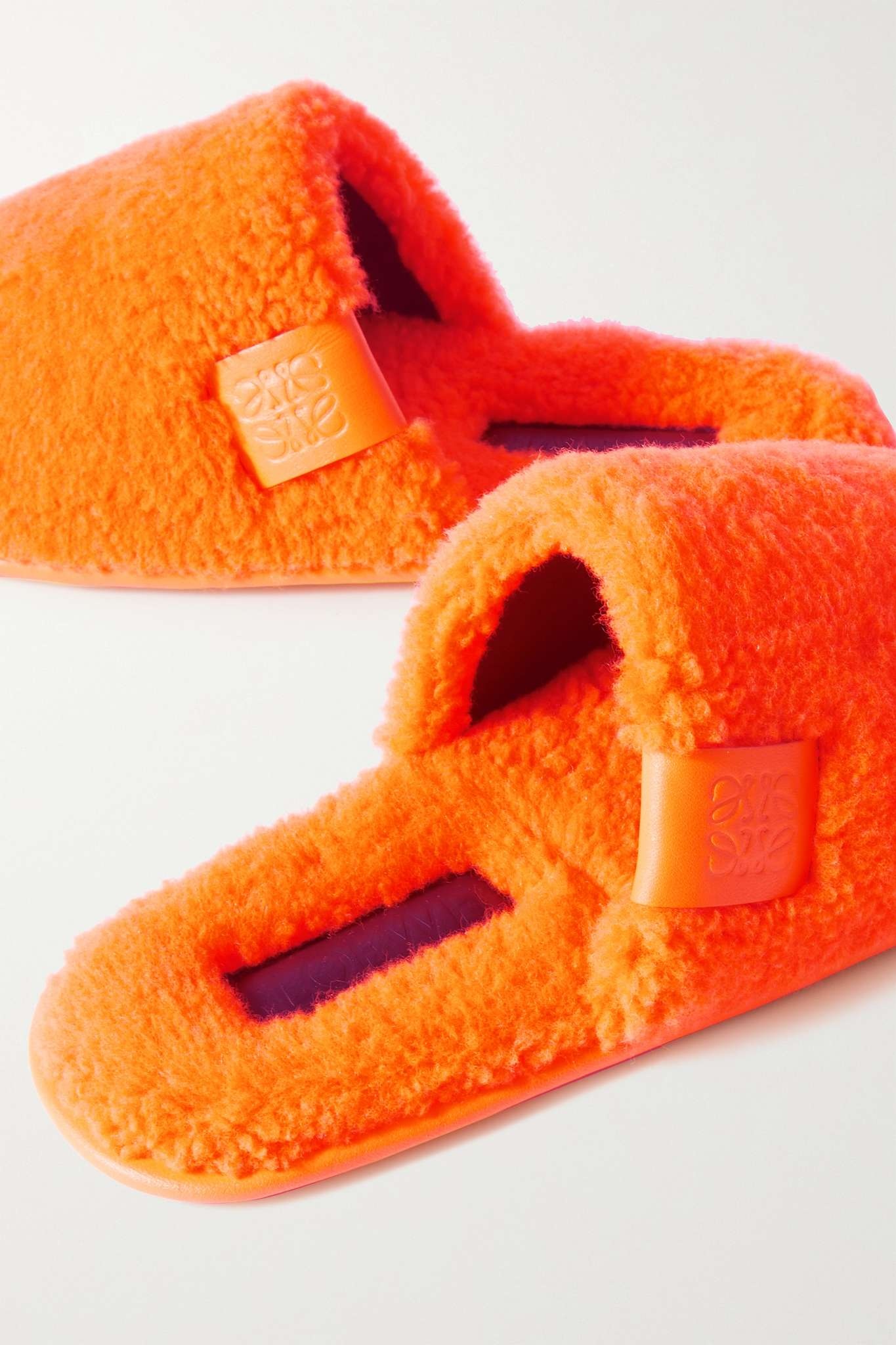 Neon leather-trimmed fleece slippers - 4