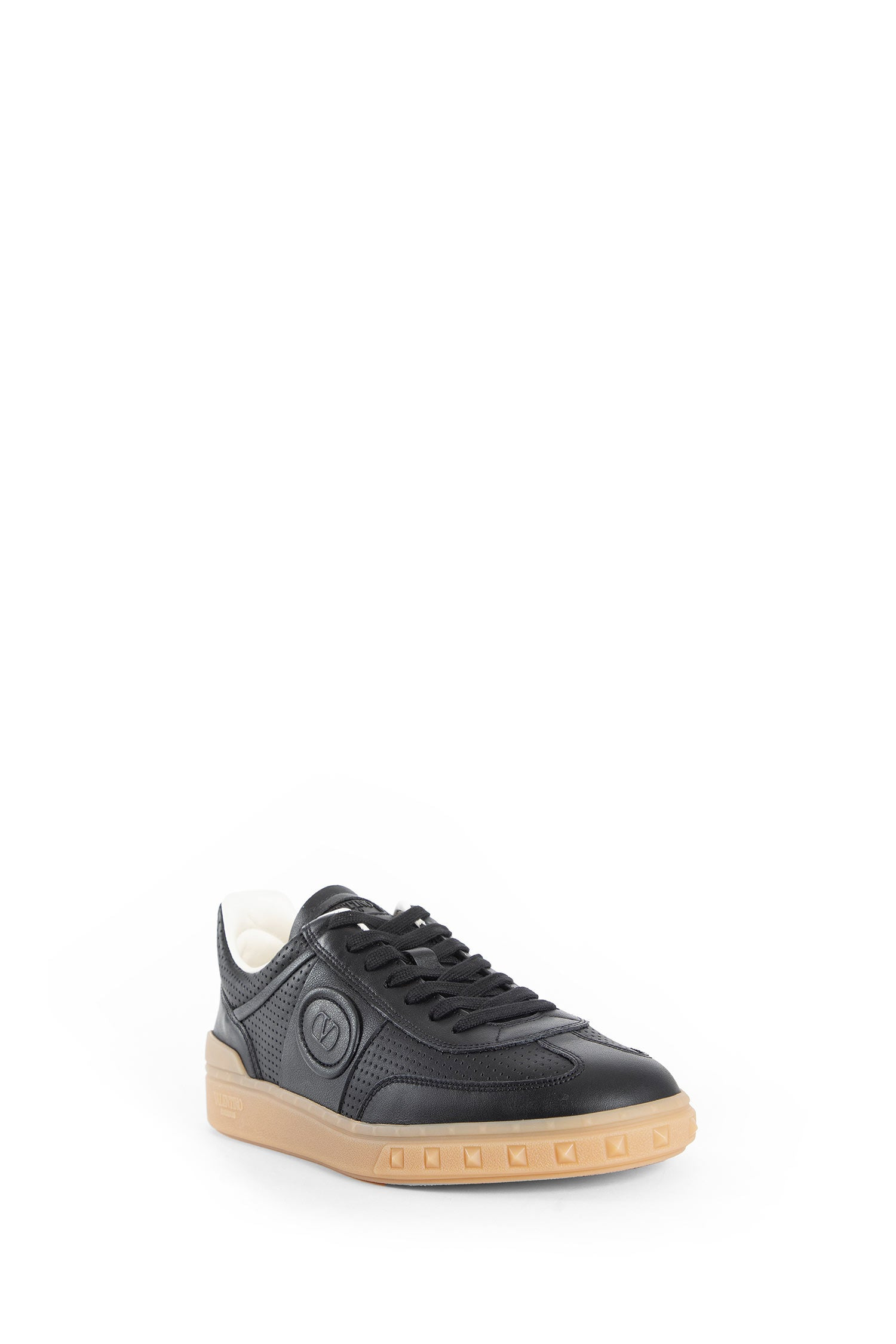 Upvillage-Sneakers - 2