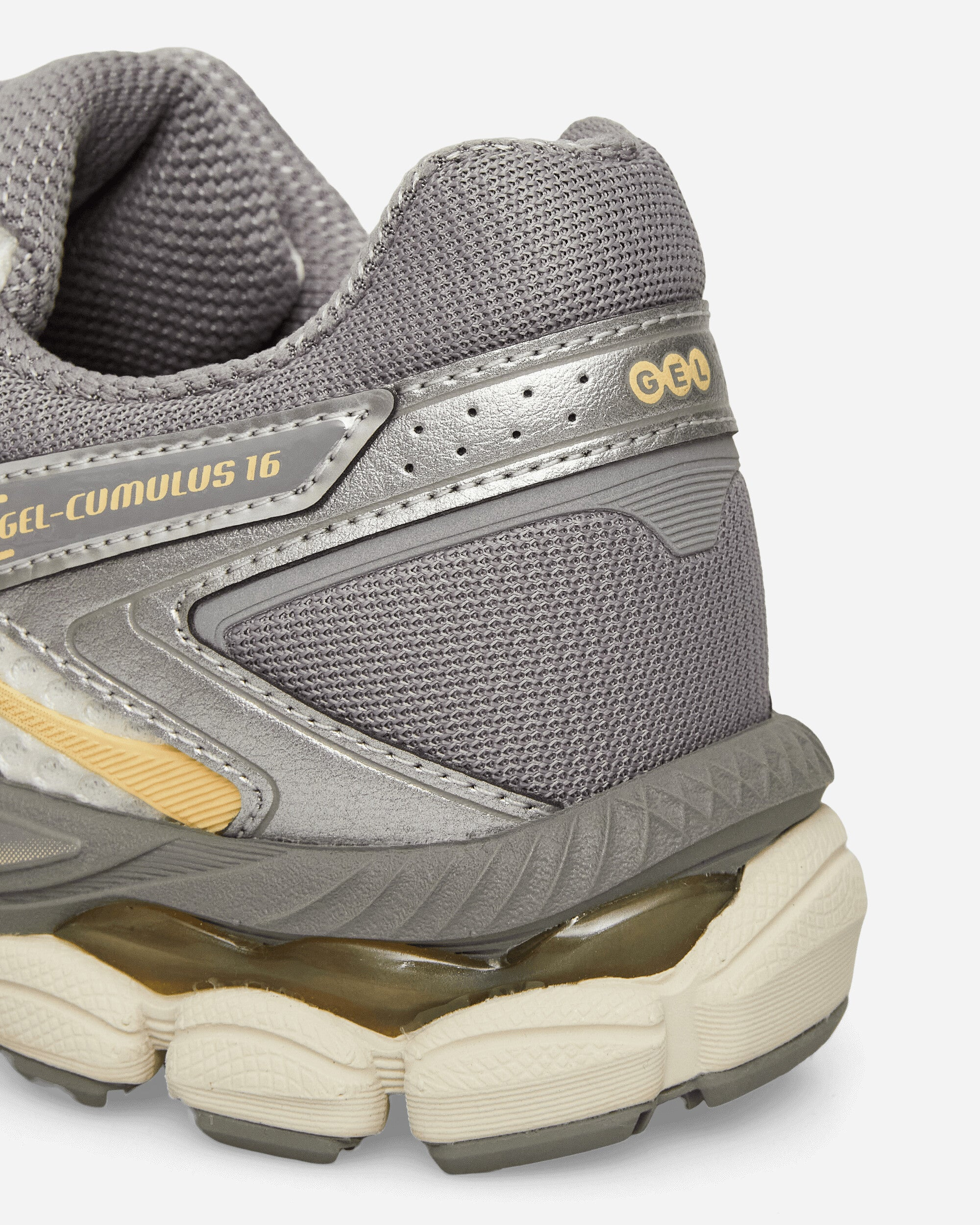 GEL-Cumulus 16 Sneakers Cream / Clay Grey - 6