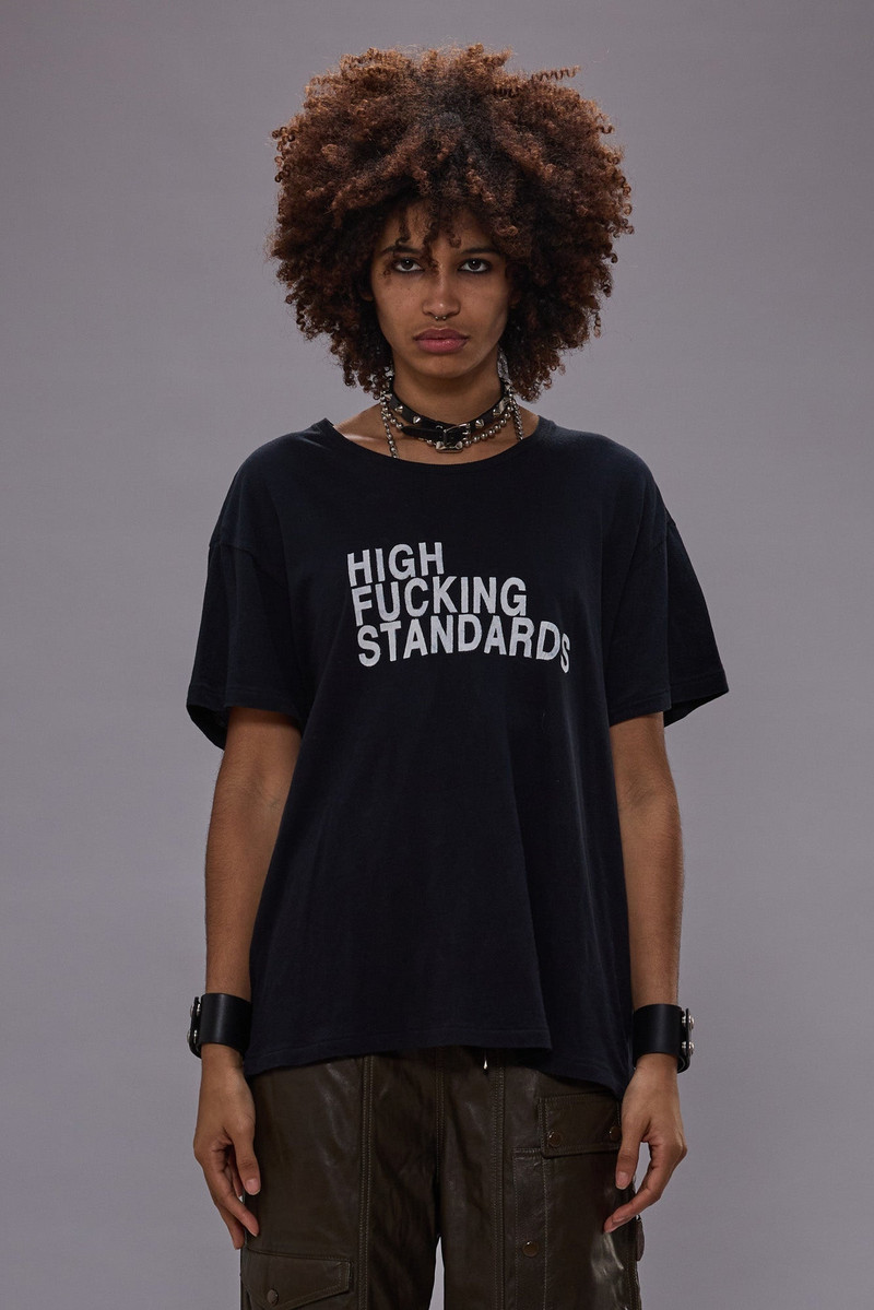 R13 HIGH F STANDARDS BOY T - BLACK outlook