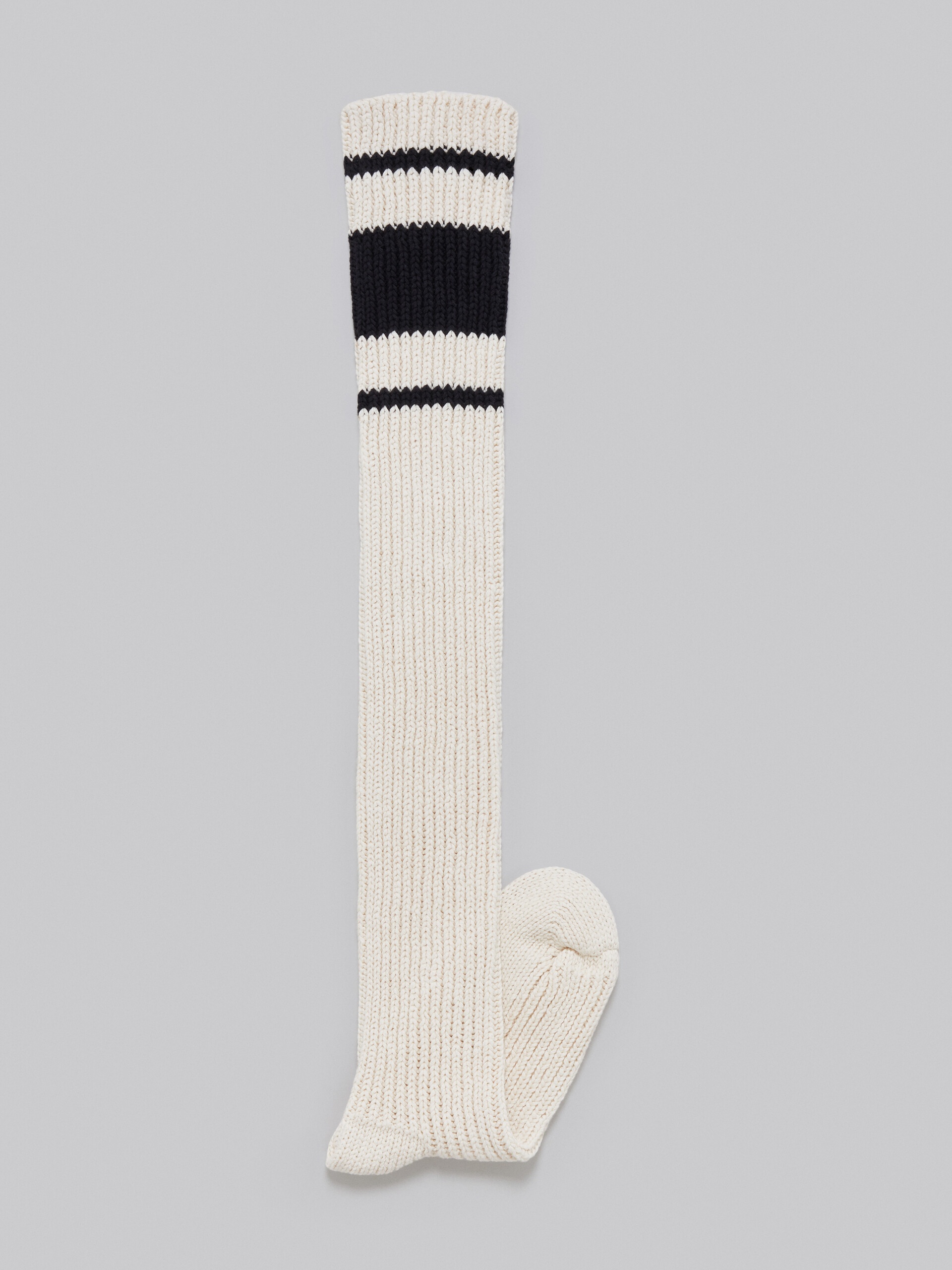 WHITE COTTON KNEE-LENGTH SOCKS - 2