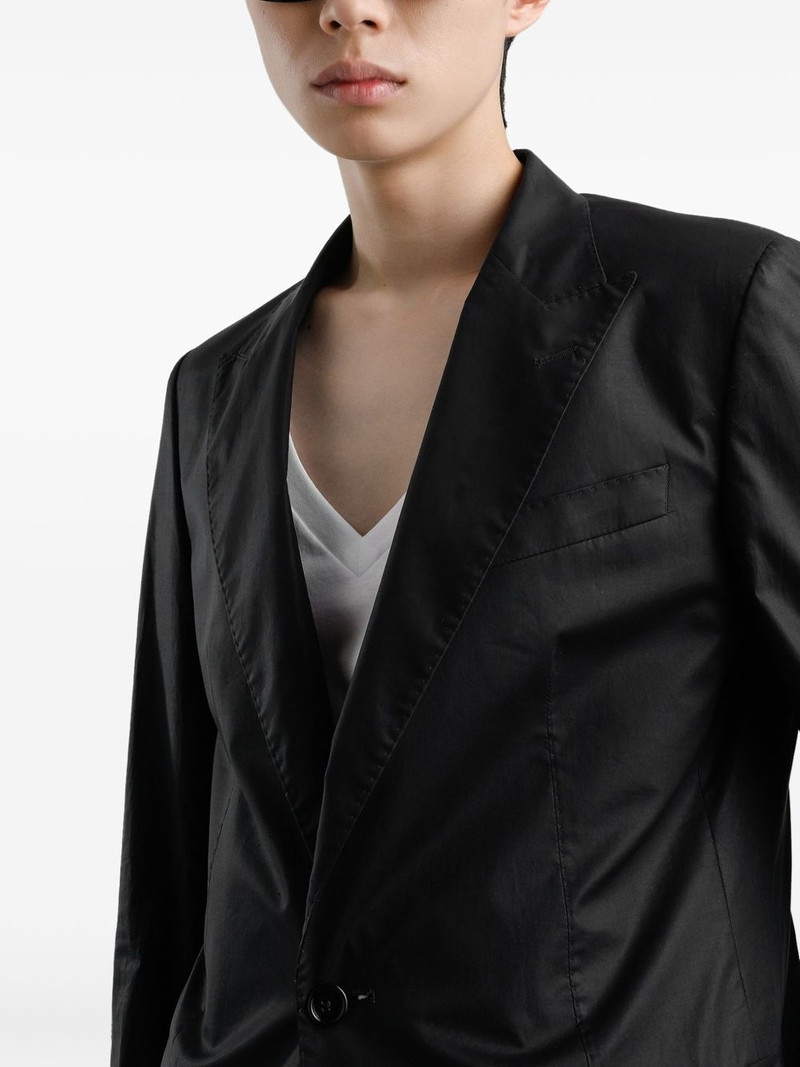 single-breasted blazer 4