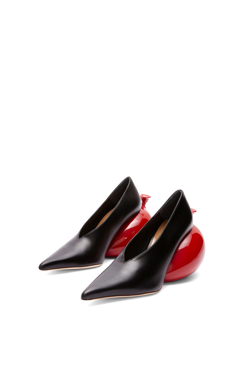 Loewe Balloon pump in calfskin outlook