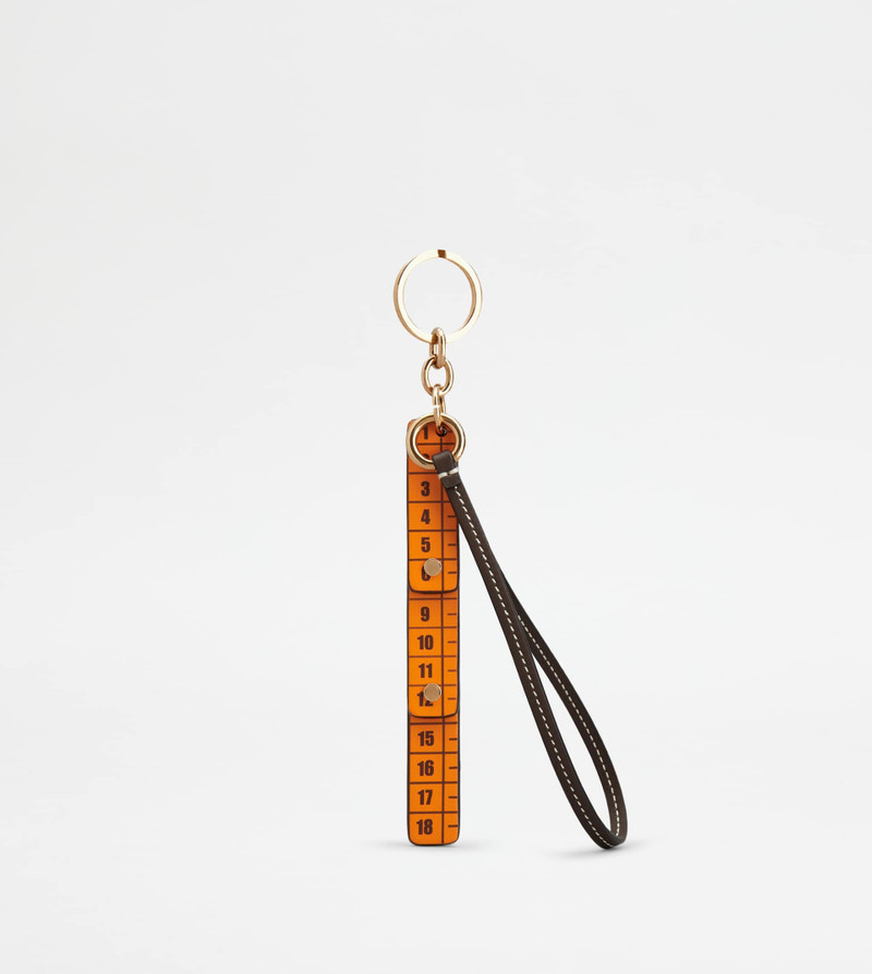 METERSTICK PENDANT IN LEATHER - ORANGE, BROWN 1