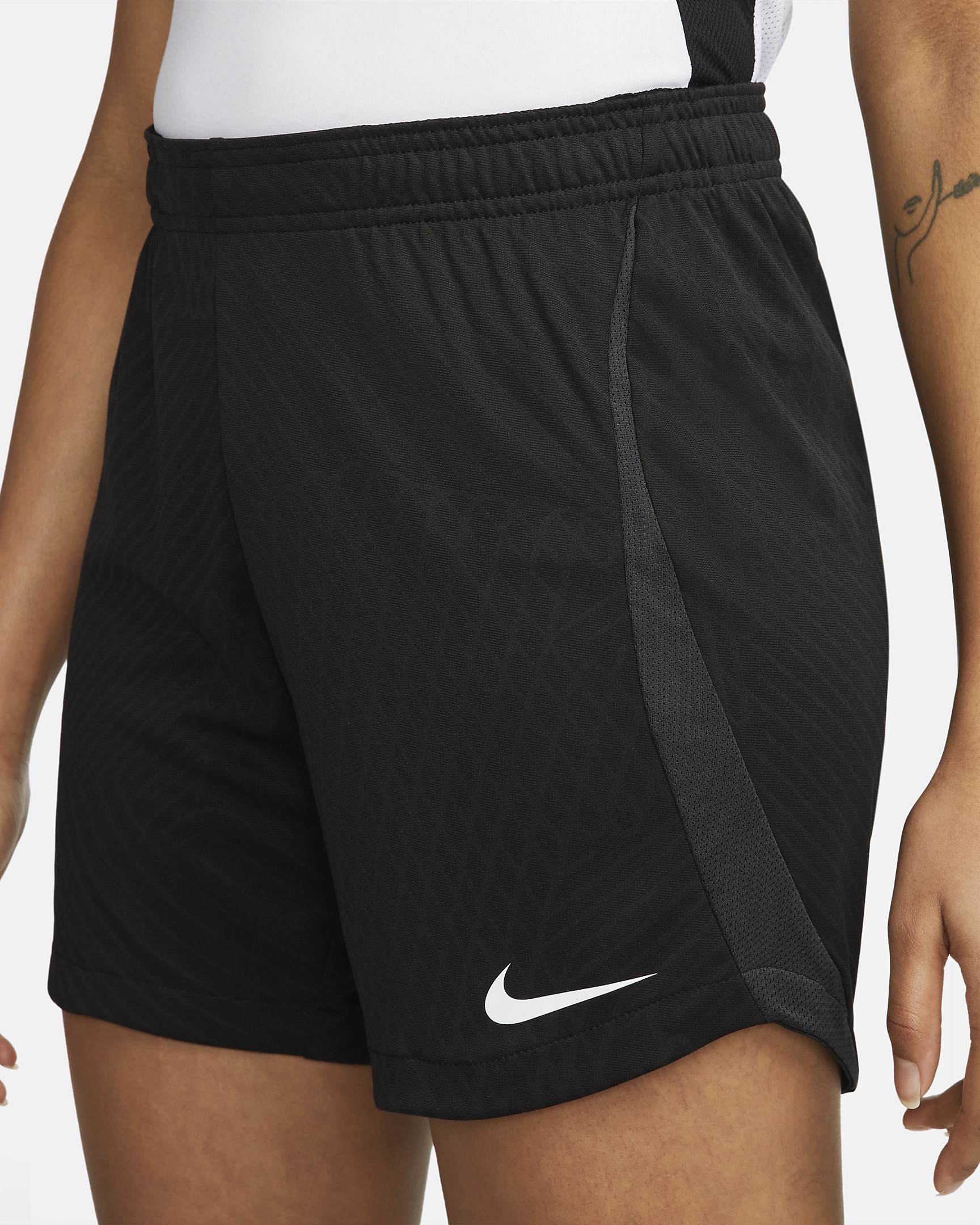 Nike Dri-FIT Strike Women's Soccer Shorts - 4