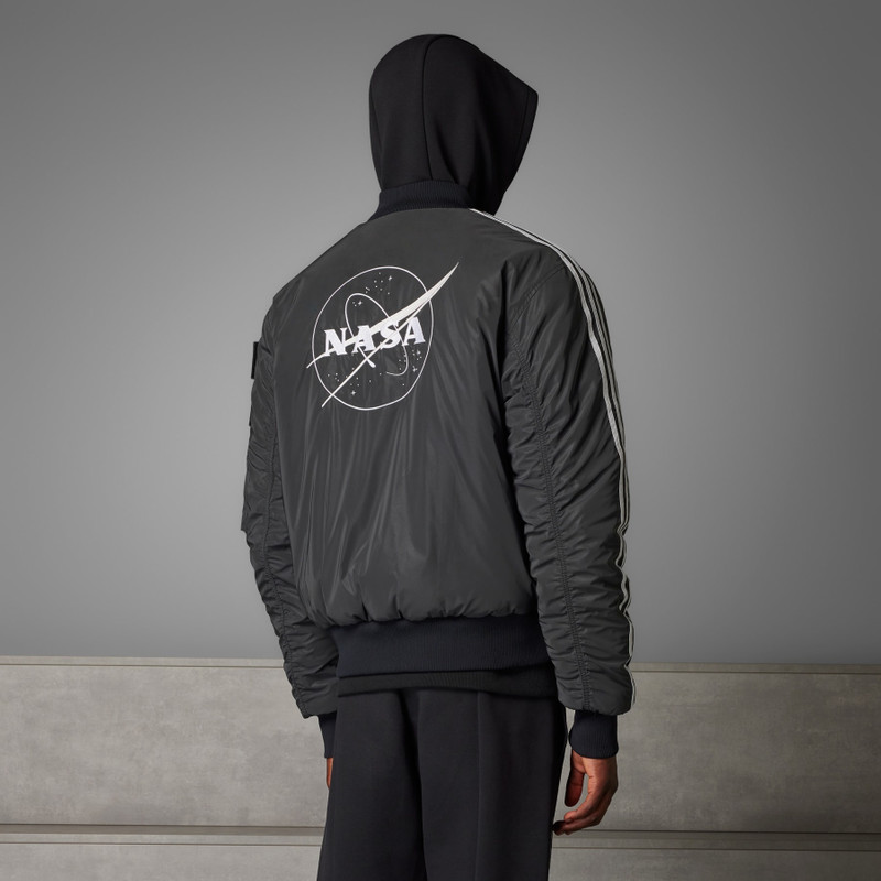 Juventus x NASA 영감을 얻은 LFSTLR Reversible Bomber 재킷 4