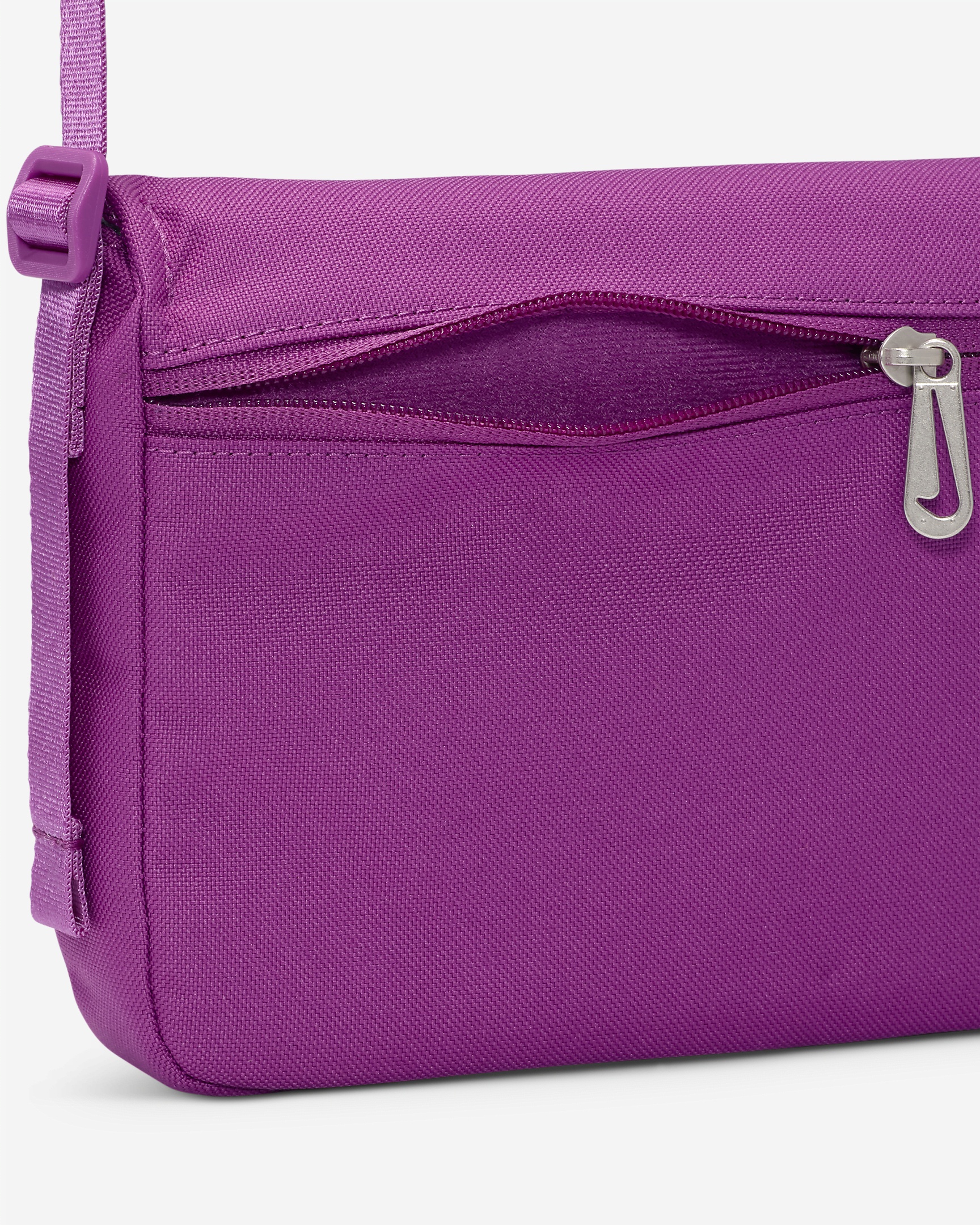 Nike Sportswear Women's Futura 365 Crossbody Bag (3L) - 7
