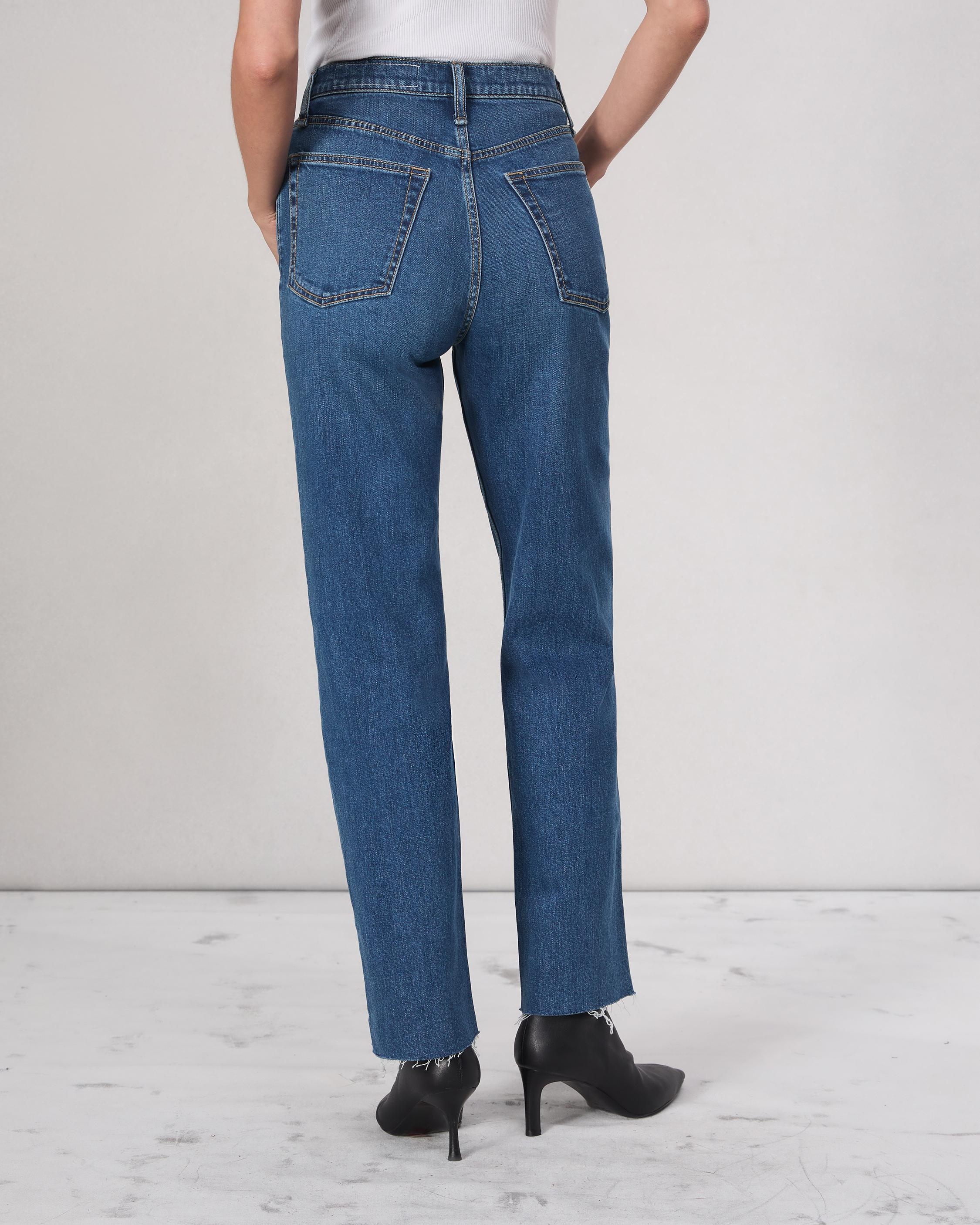 Harlow Ankle Straight Jean
Vintage Stretch Denim - 5