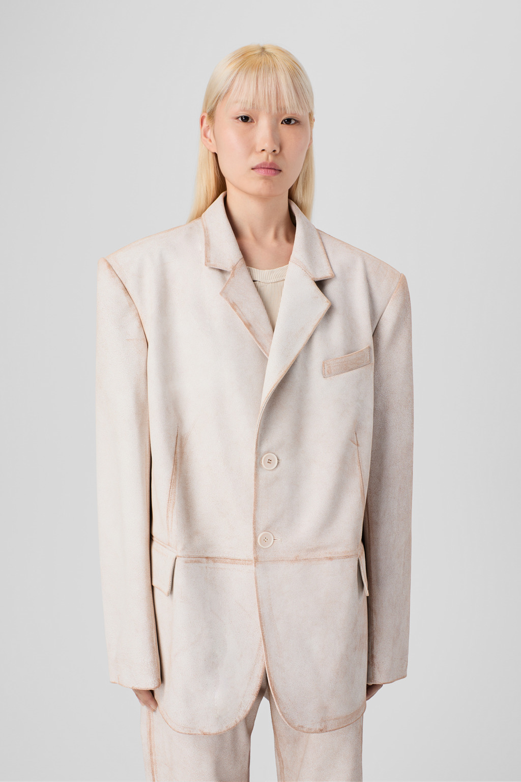 White cracked leather blazer - 2