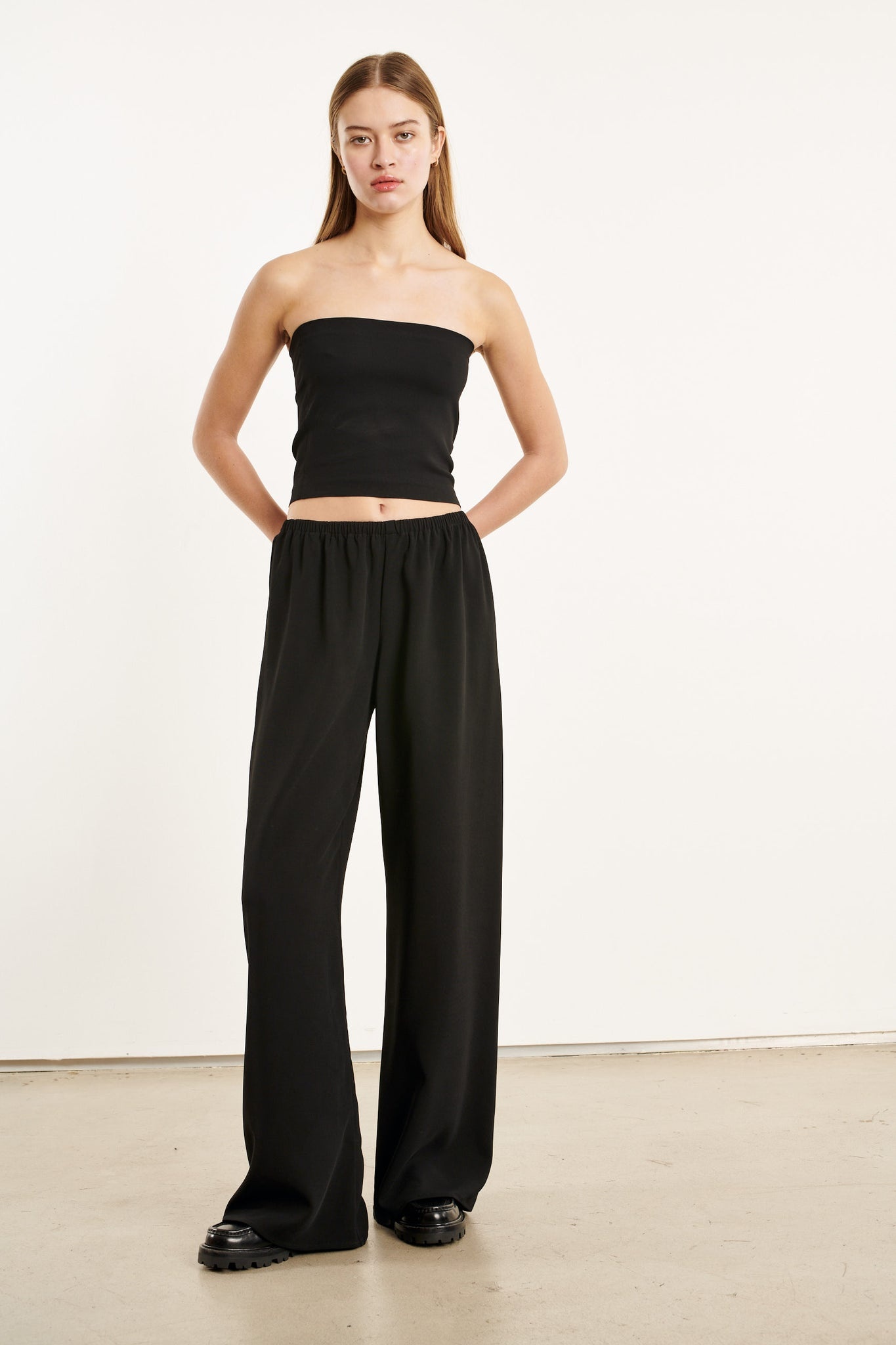 BLACK CREPE EASY PANTS - 4