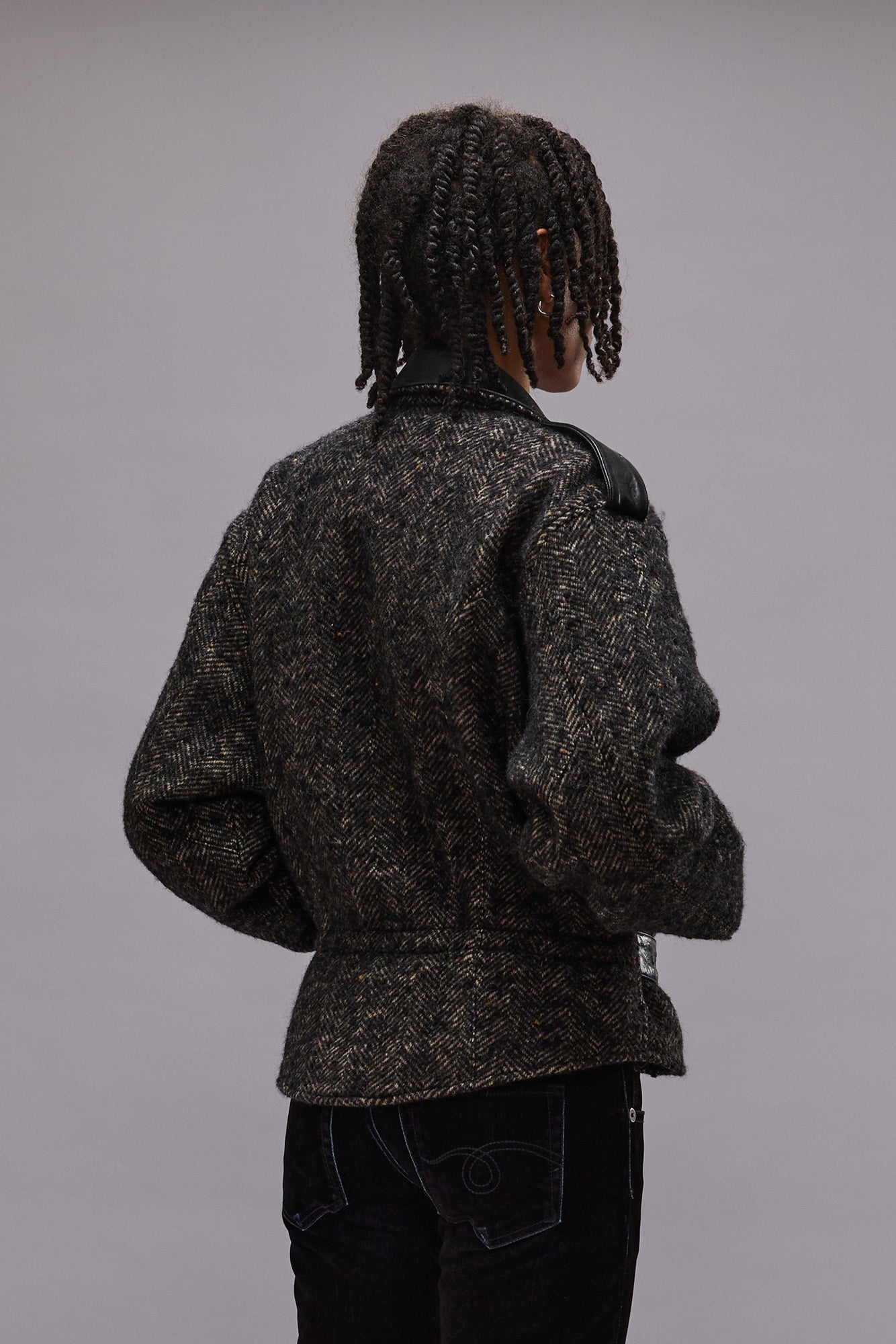 EXAGGERATED SHOULDER MOTORCYCLE JACKET WITH CUFFS - BLACK HERRINGBONE - R13 - 5