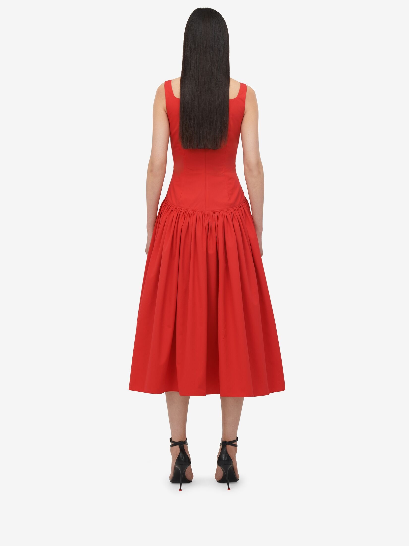 Women's Sweetheart Neckline Midi Dress in Lust Red - 4