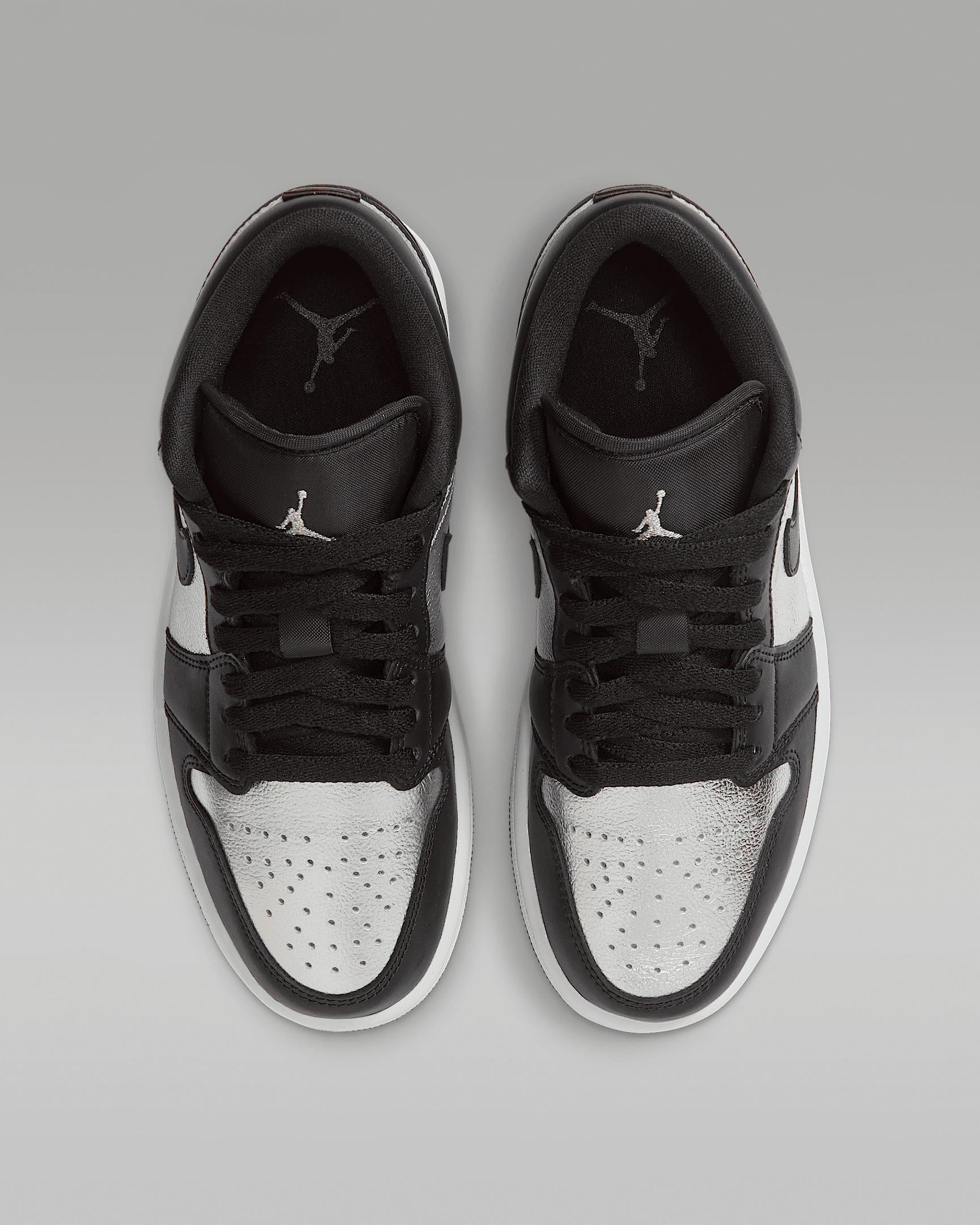 Air Jordan 1 Low SE Women's Shoe - 4