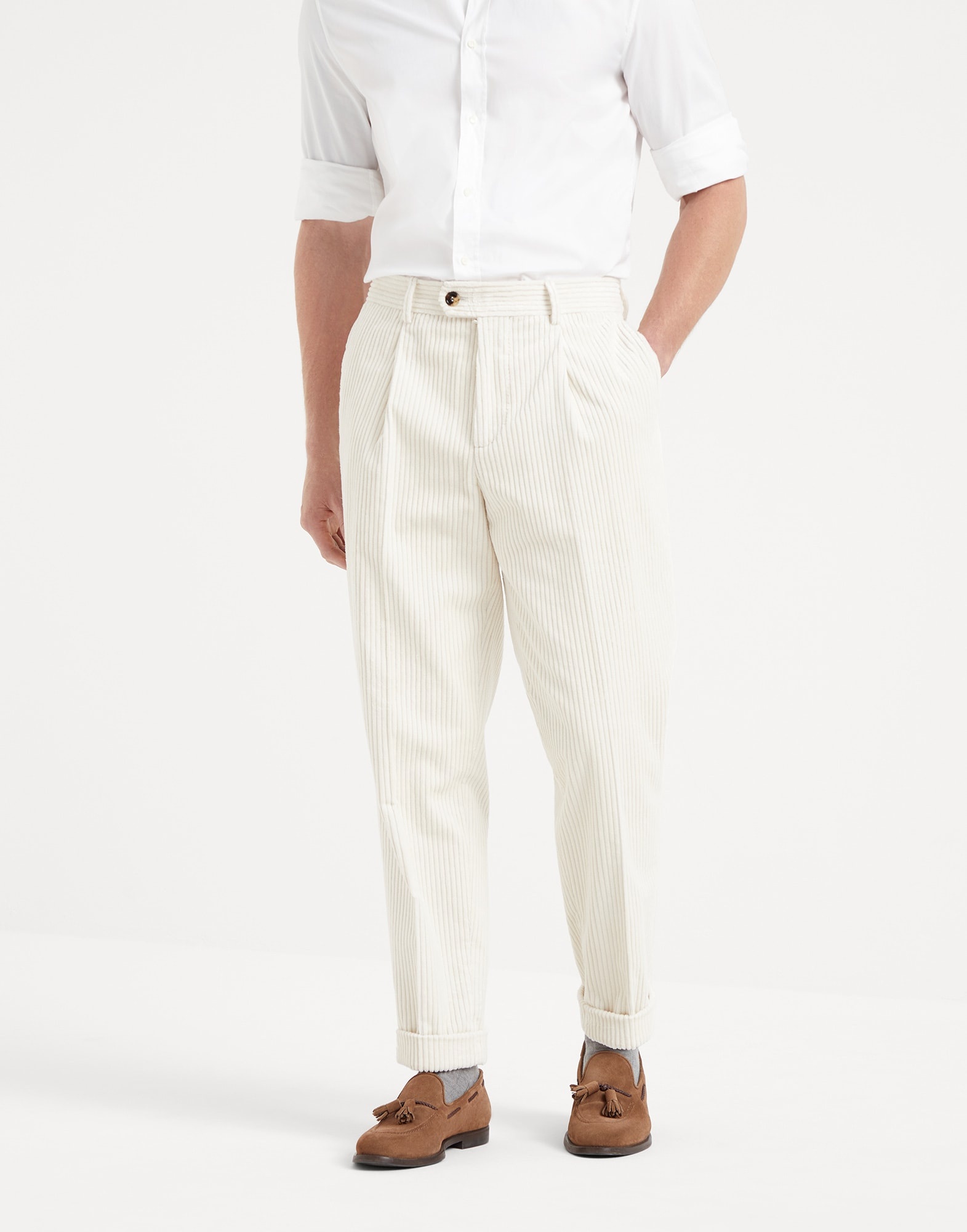 Cotton wide wale corduroy leisure fit trousers with pleat - 1