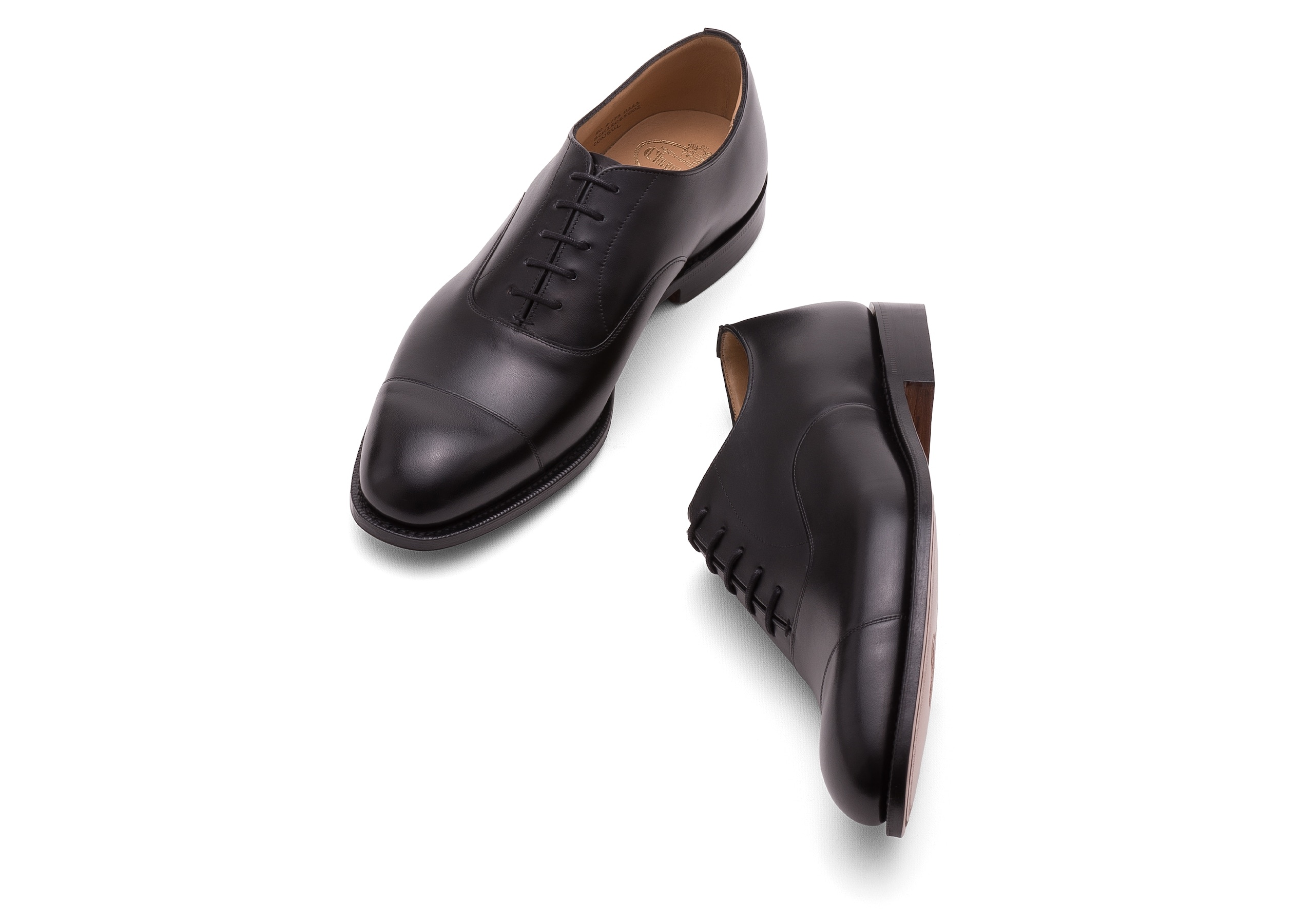 Consul^
Calf Leather Oxford Black - 2