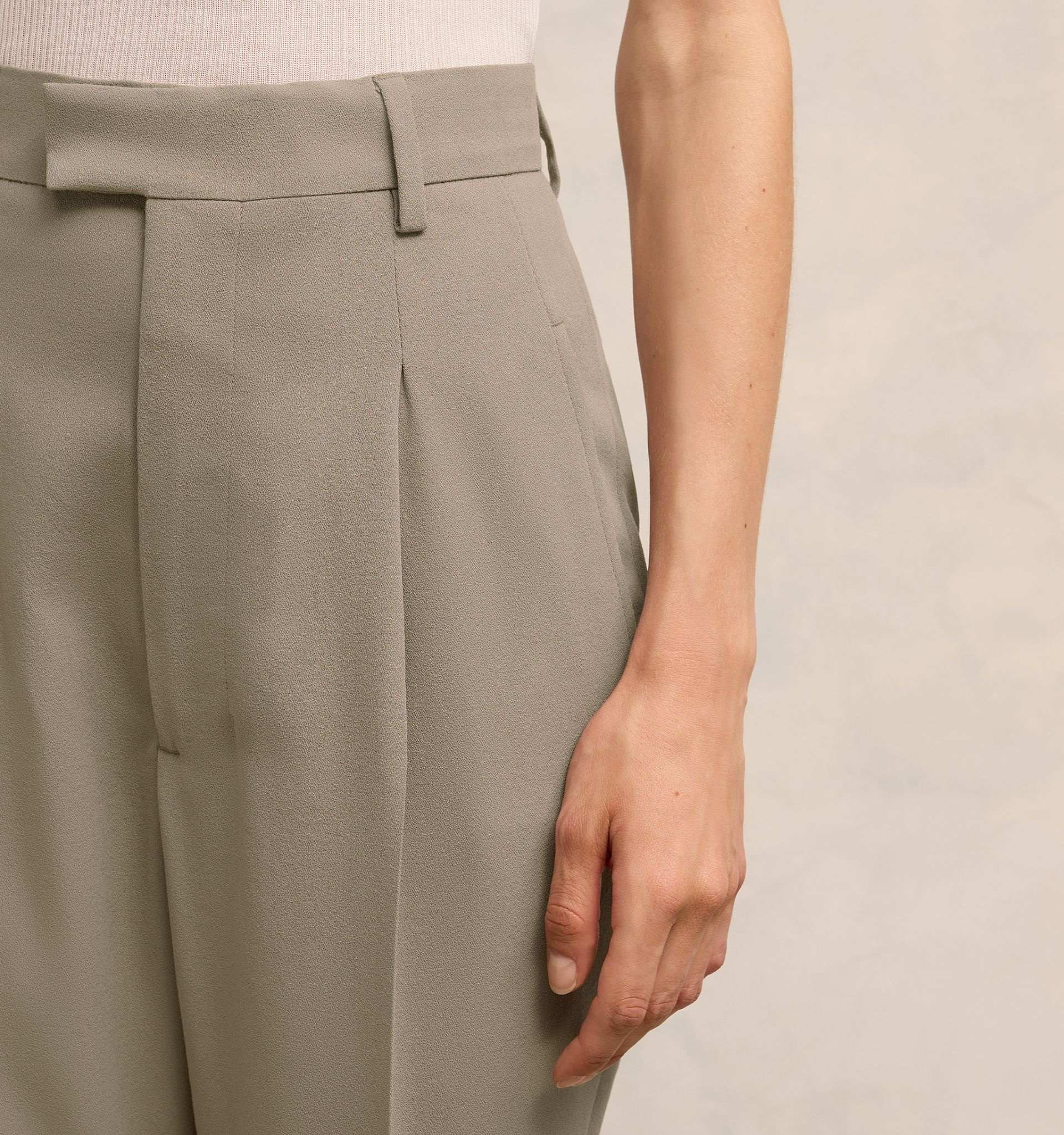 High Waisted Cigarette Trousers - 7