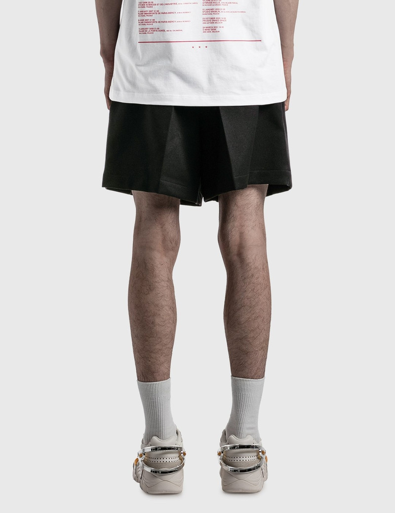 WIDE FIT PLEATED SHORTS 4