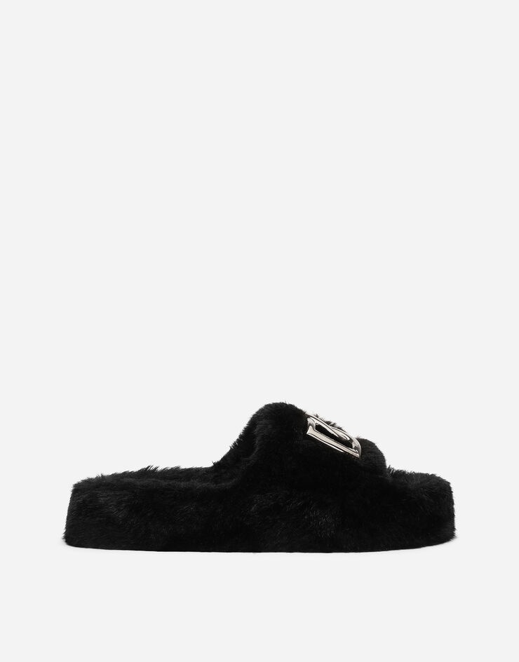 Faux fur sliders - 1