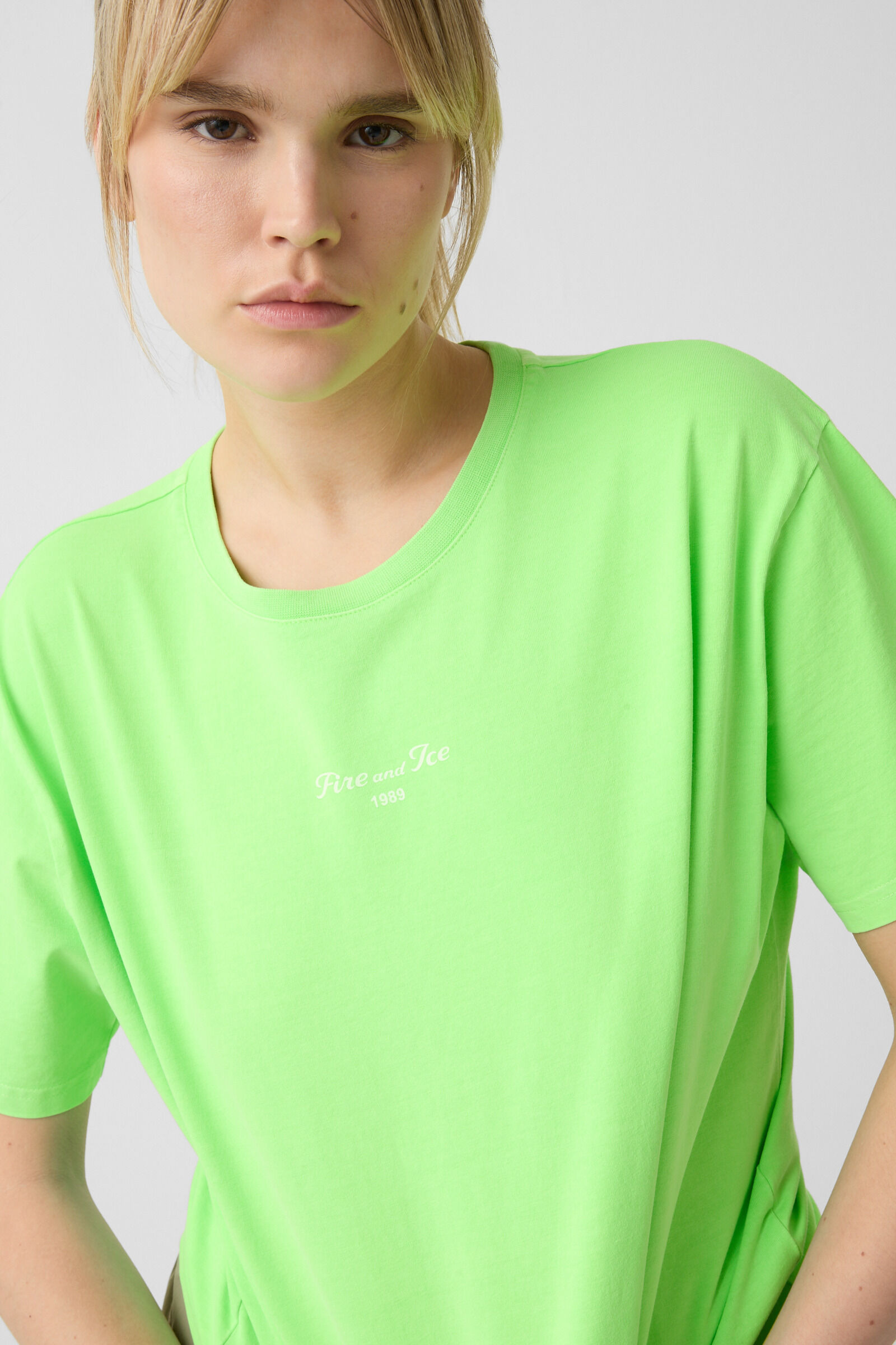 T-shirt Cara in Neon green - 4