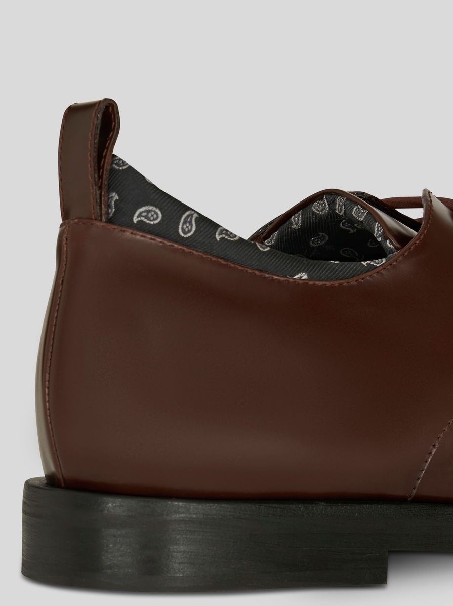 LACE-UP SHOES WITH PAISLEY PATTERN - 4