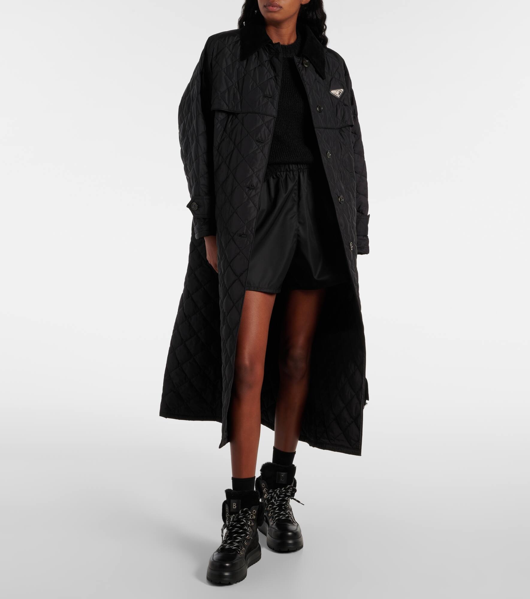 Shearling-trimmed leather boots - 3