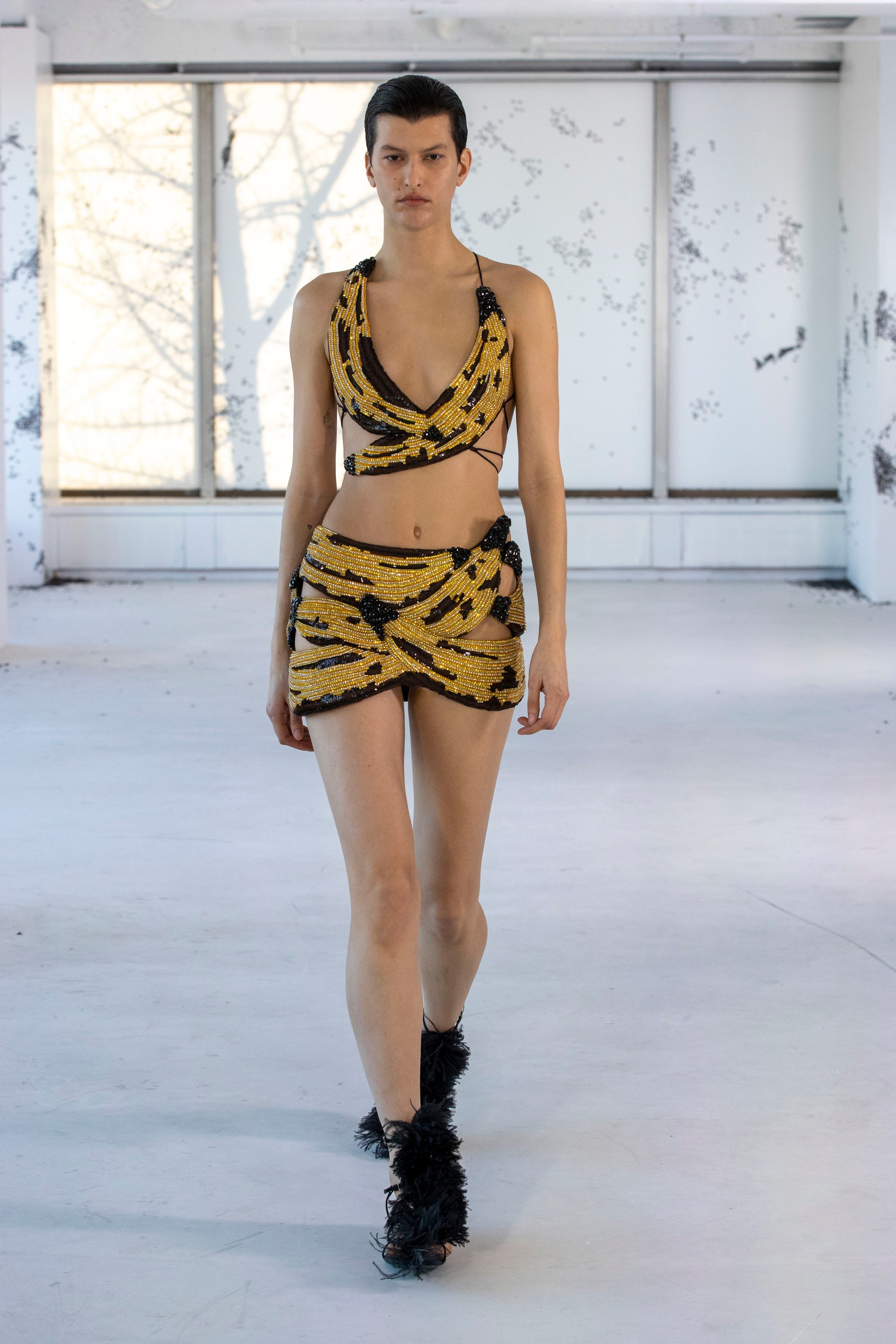 EMBROIDERED CRYSTAL PAILLETTE BANANA TOP - 6