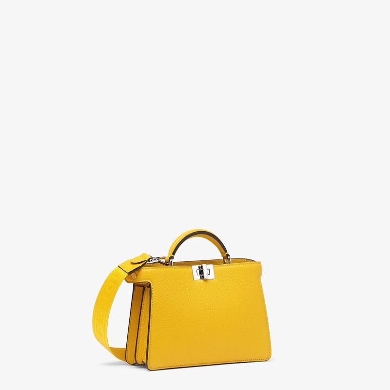 FENDI Peekaboo ISeeU XCross outlook