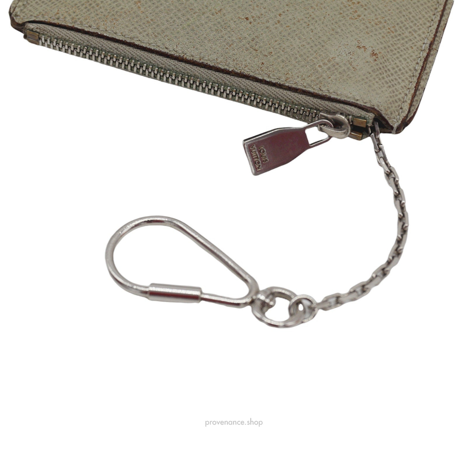 Louis Vuitton Key Cles Coin Pouch - Taiga Glacier Leather - 4