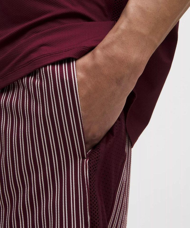 Mesh-Panelled Tennis Short 7" 5