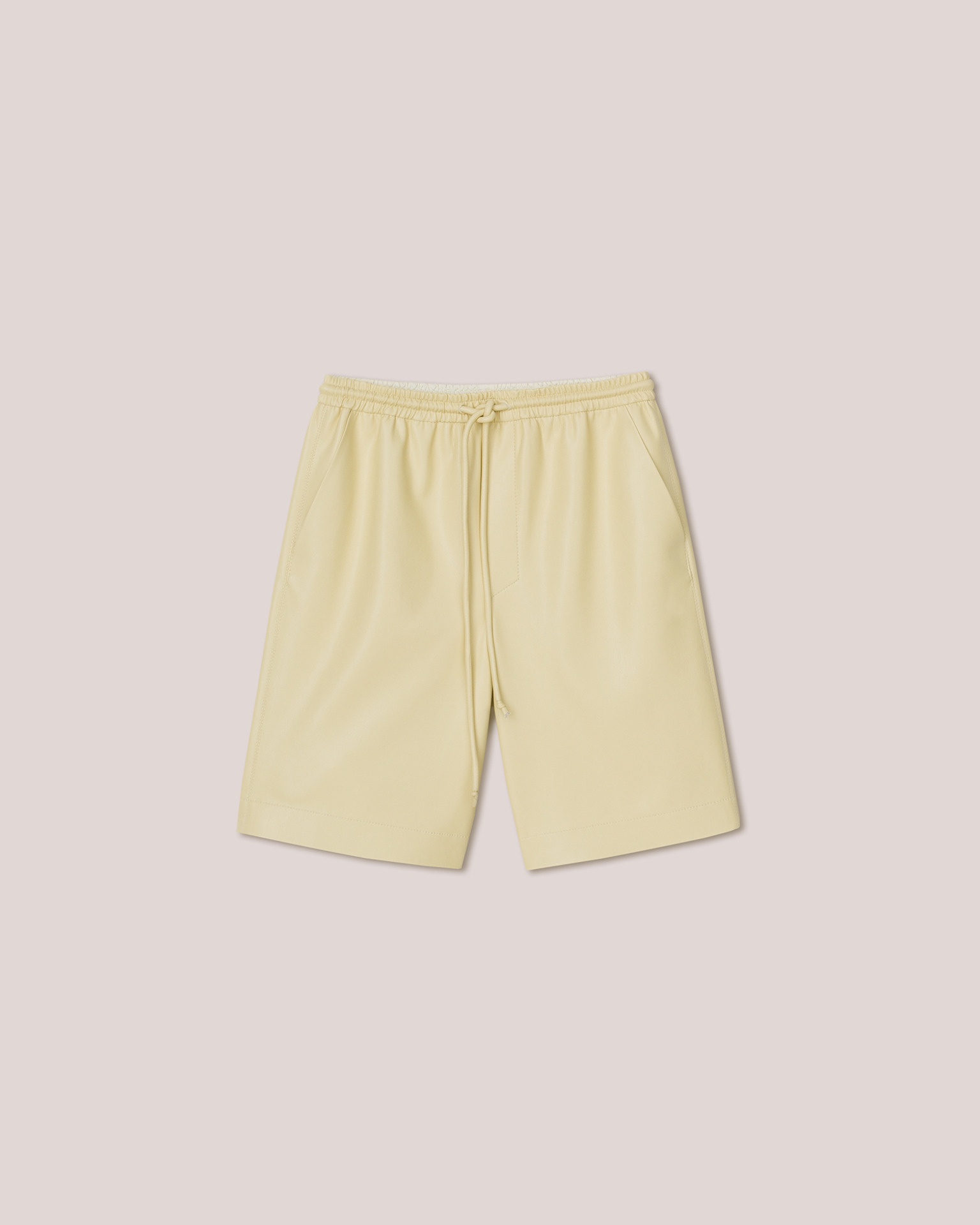 MUNIRA - Karate silouette OKOBOR™ alt-leather shorts - Hay - 1