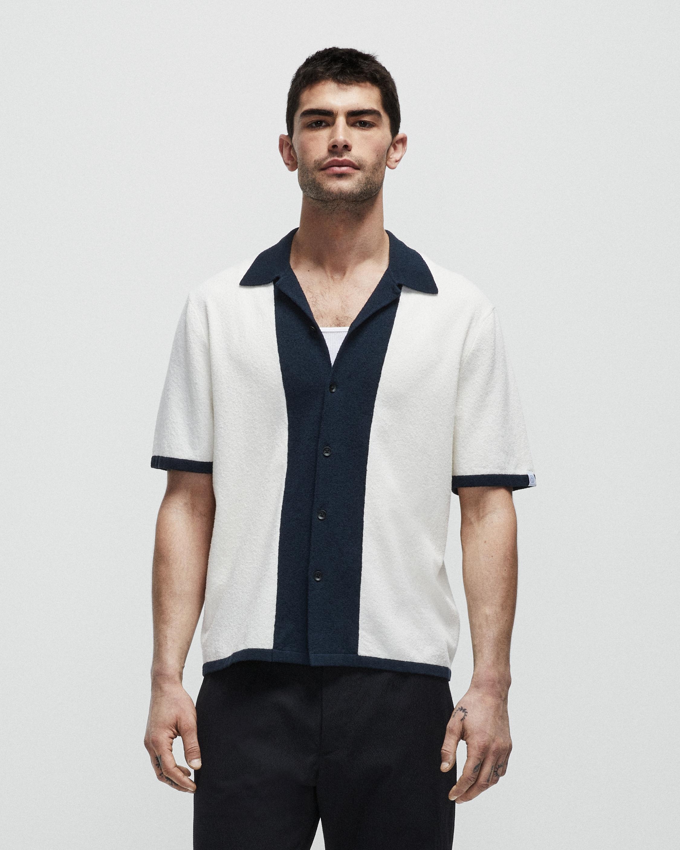 Avery Zuma Toweling Shirt
Classic Fit Shirt - 4