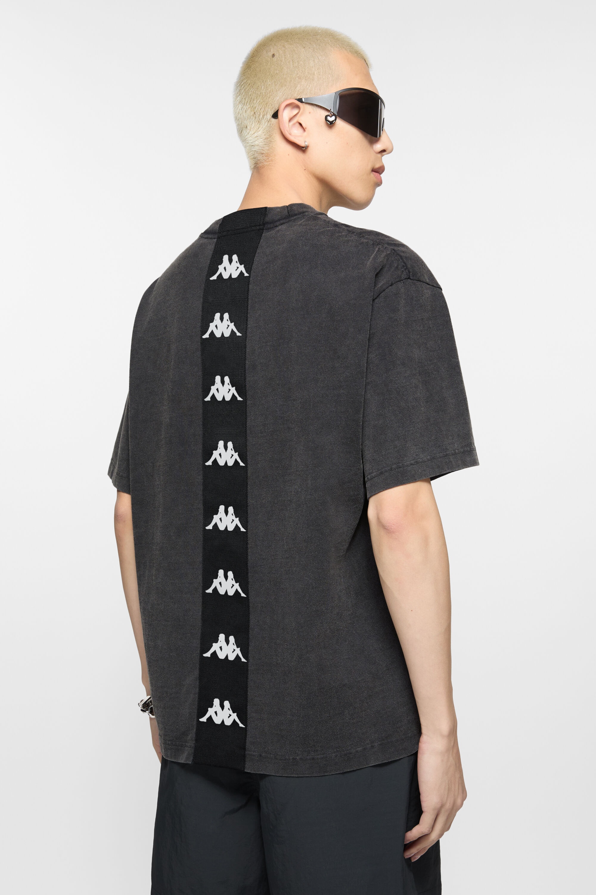 Acne Studios x Kappa Logo T-shirt S サイズ Acne Studios x Kappa Logo T-shirt Anthracite/Black Men's
