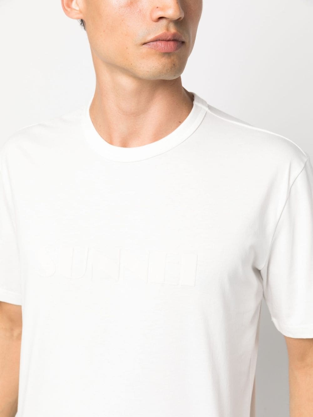 logo-embossed organic-cotton T-shirt - 6