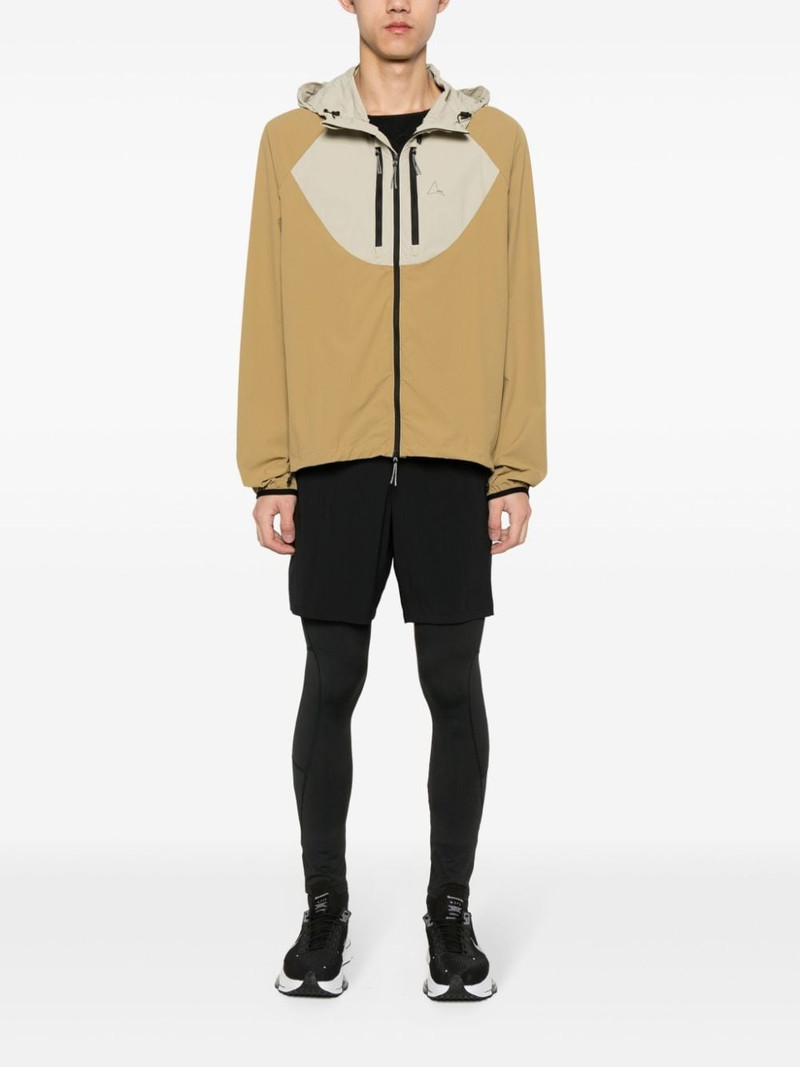 ROA logo-print hooded windbreaker jacket outlook
