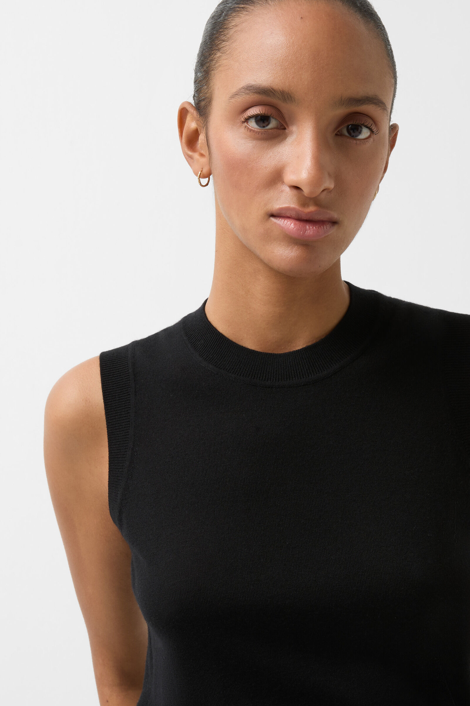 Knitted top Isola in Black - 4