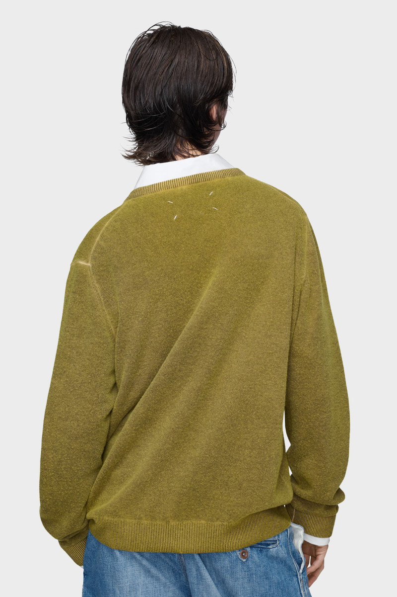 Virgin wool V-neck sweater 4